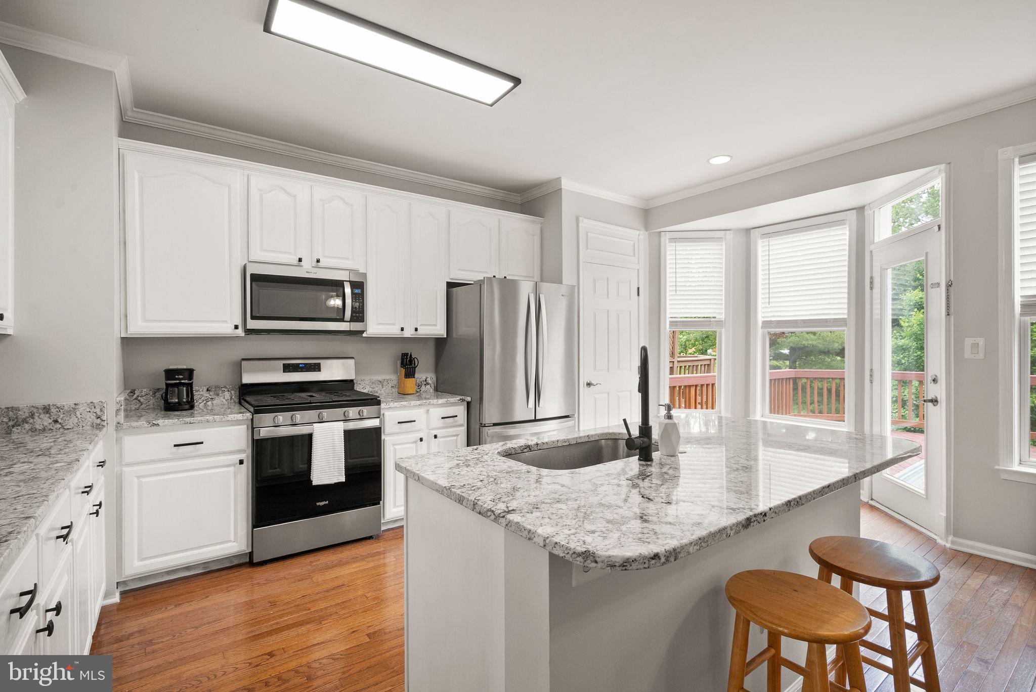 ASHBURN VILLAGE - Residential