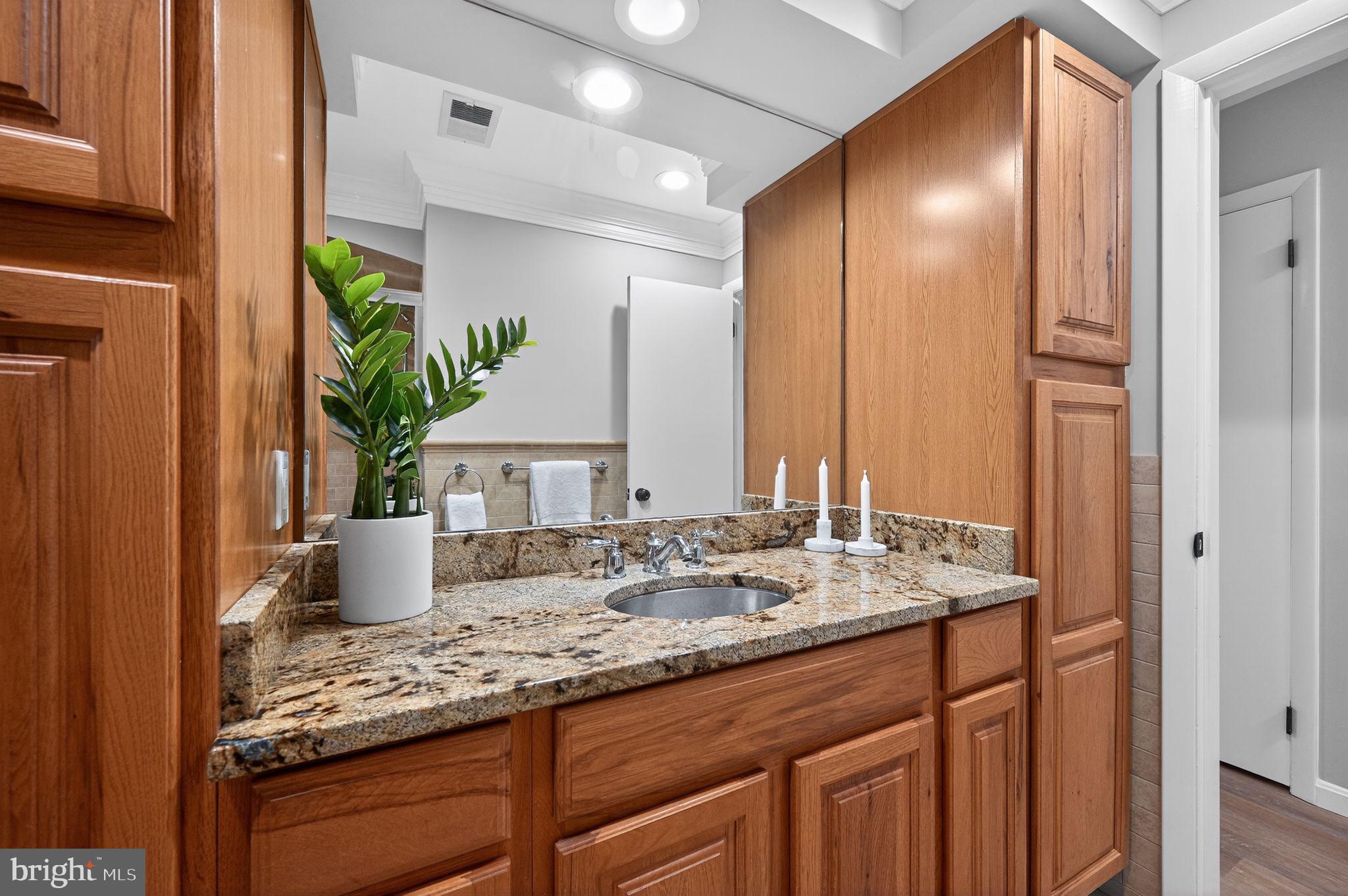 CLOVERTON - Residential