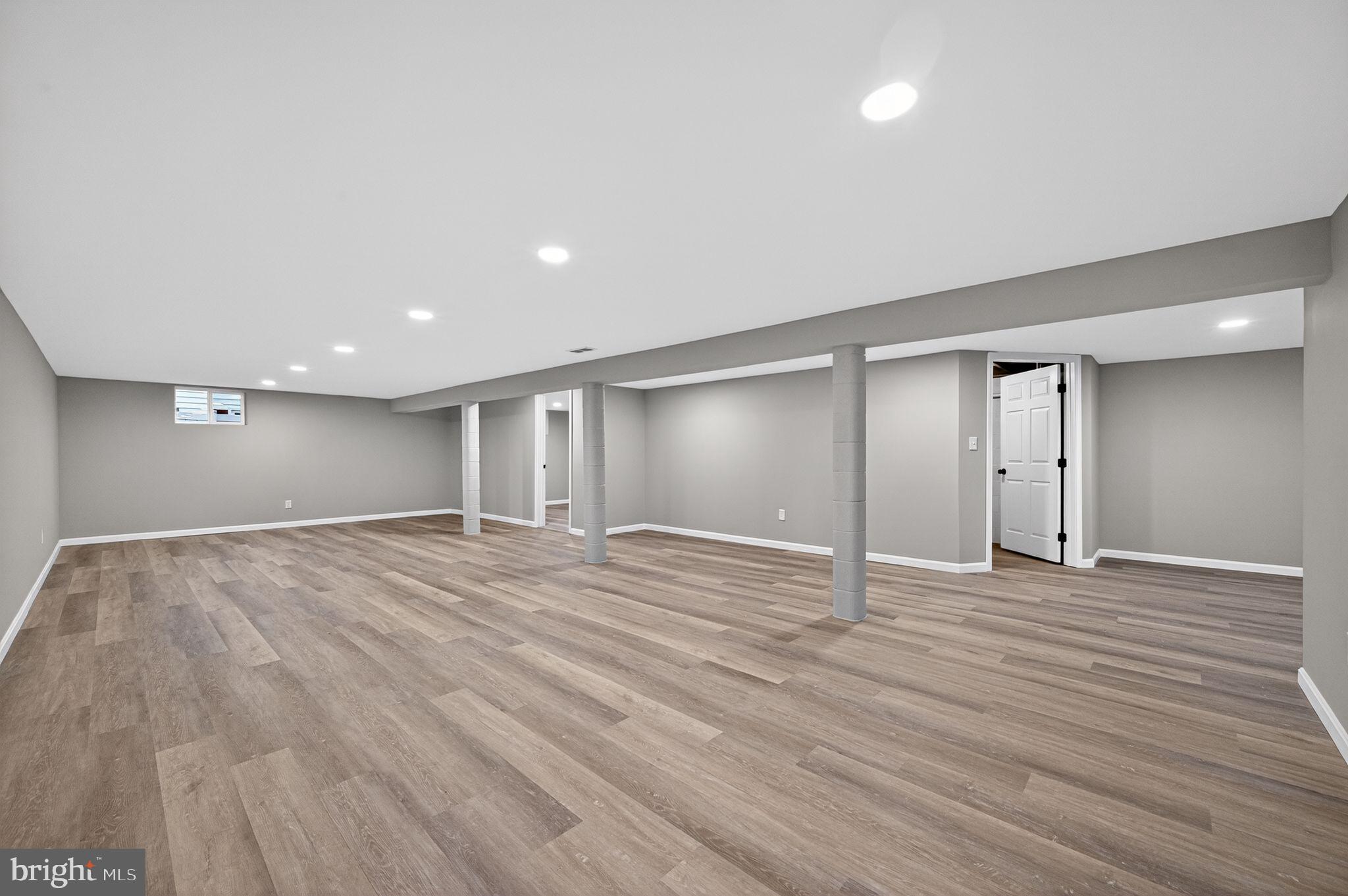 CLOVERTON - Residential