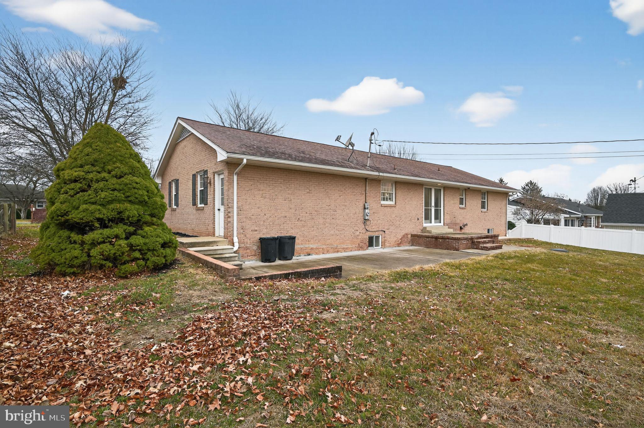 CLOVERTON - Residential