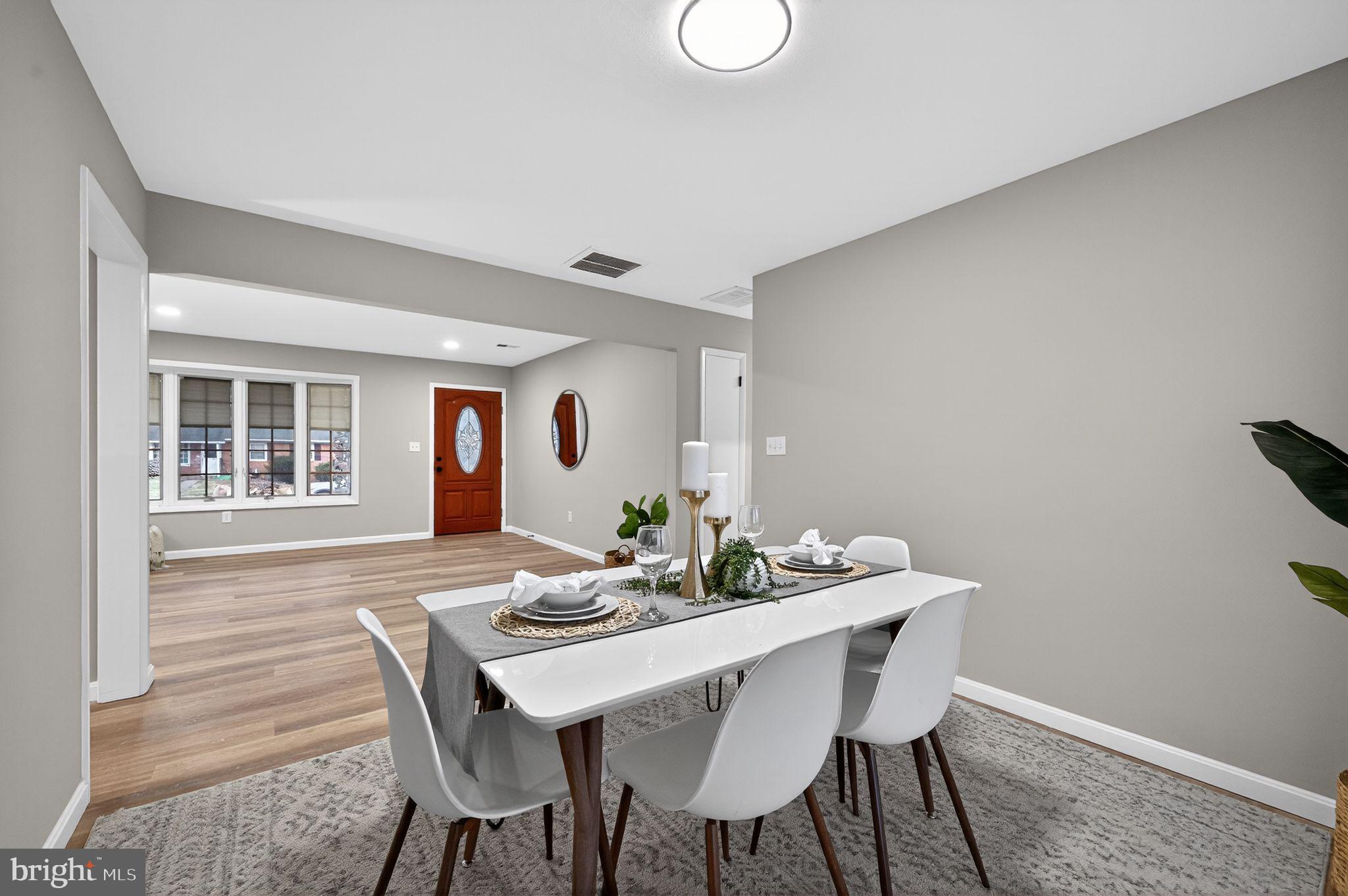 CLOVERTON - Residential