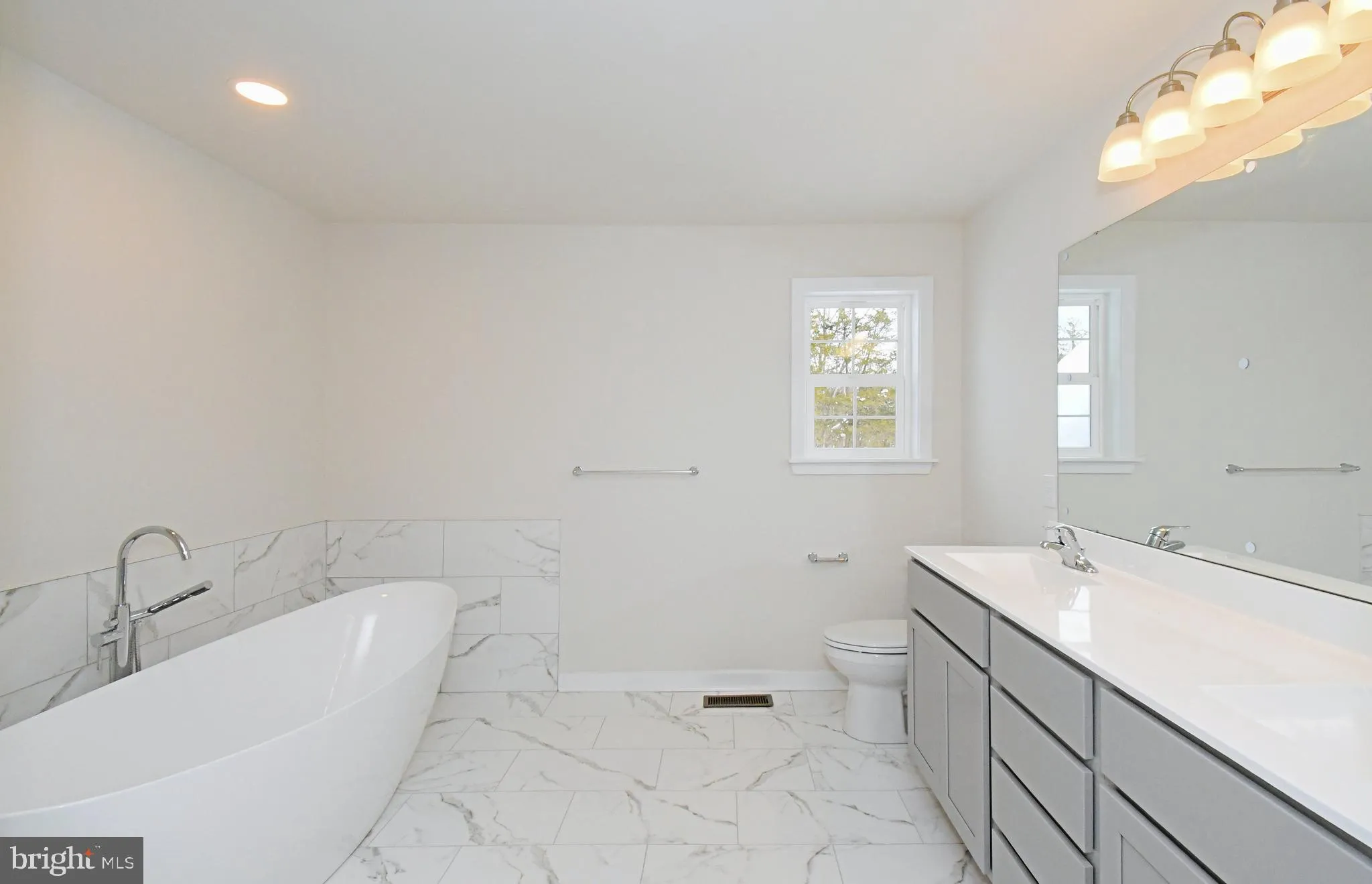 Additional image 99 of 208 Schwenk Road, Perkiomenville, PA 18074