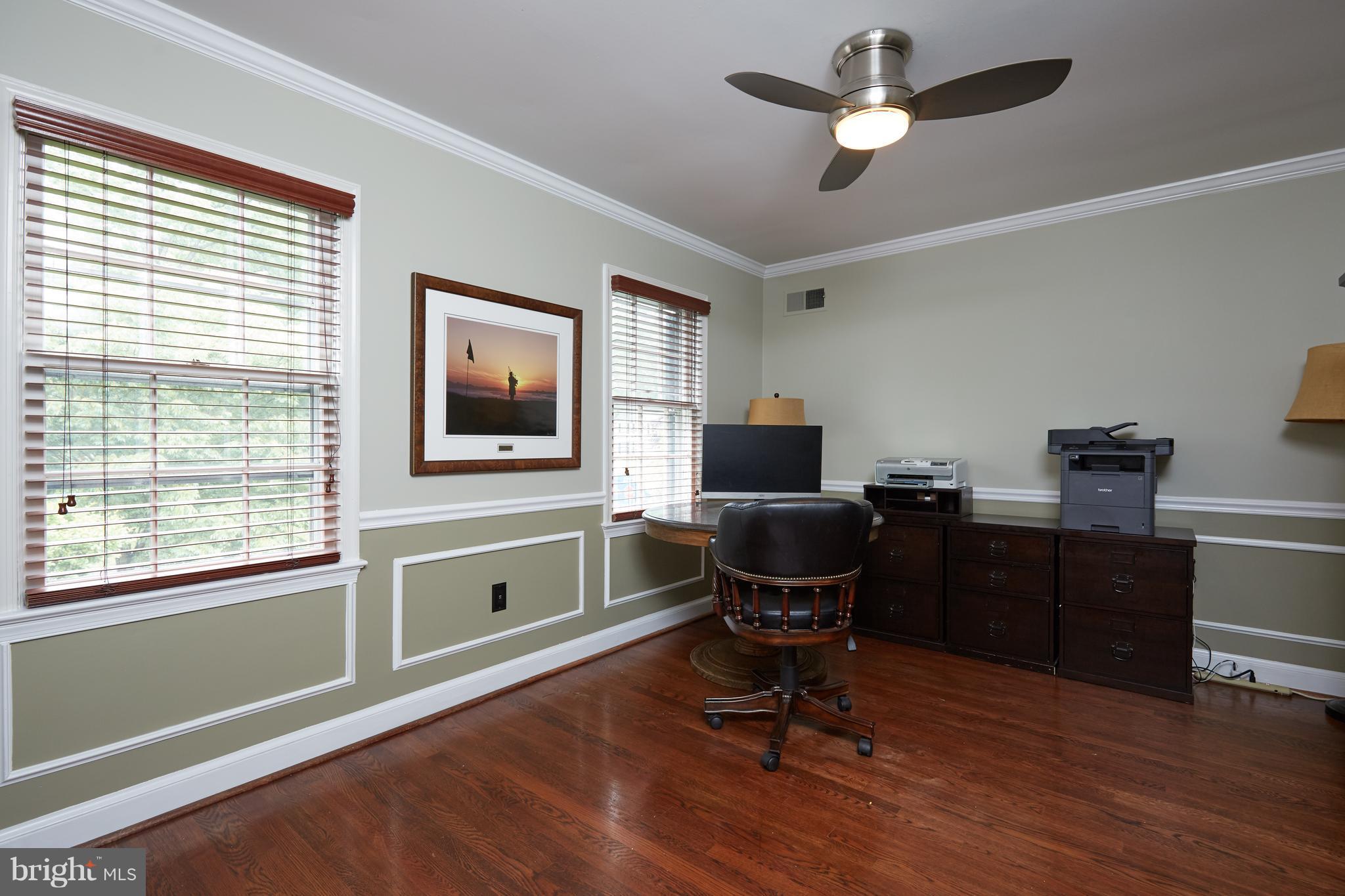 MCAULEY PARK - Residential