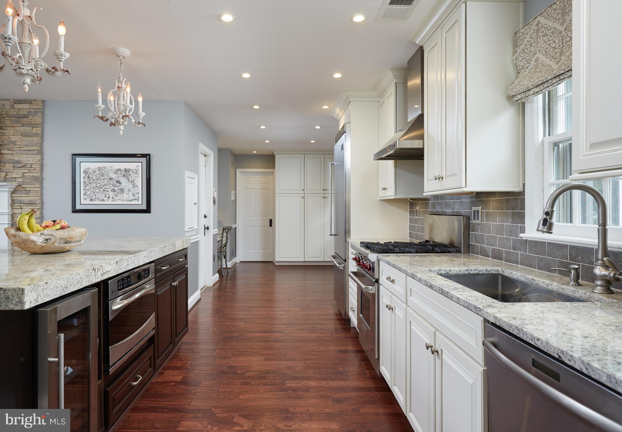 MCAULEY PARK - Residential