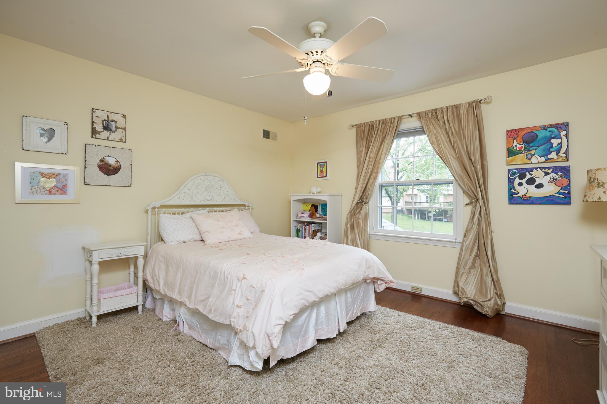 MCAULEY PARK - Residential