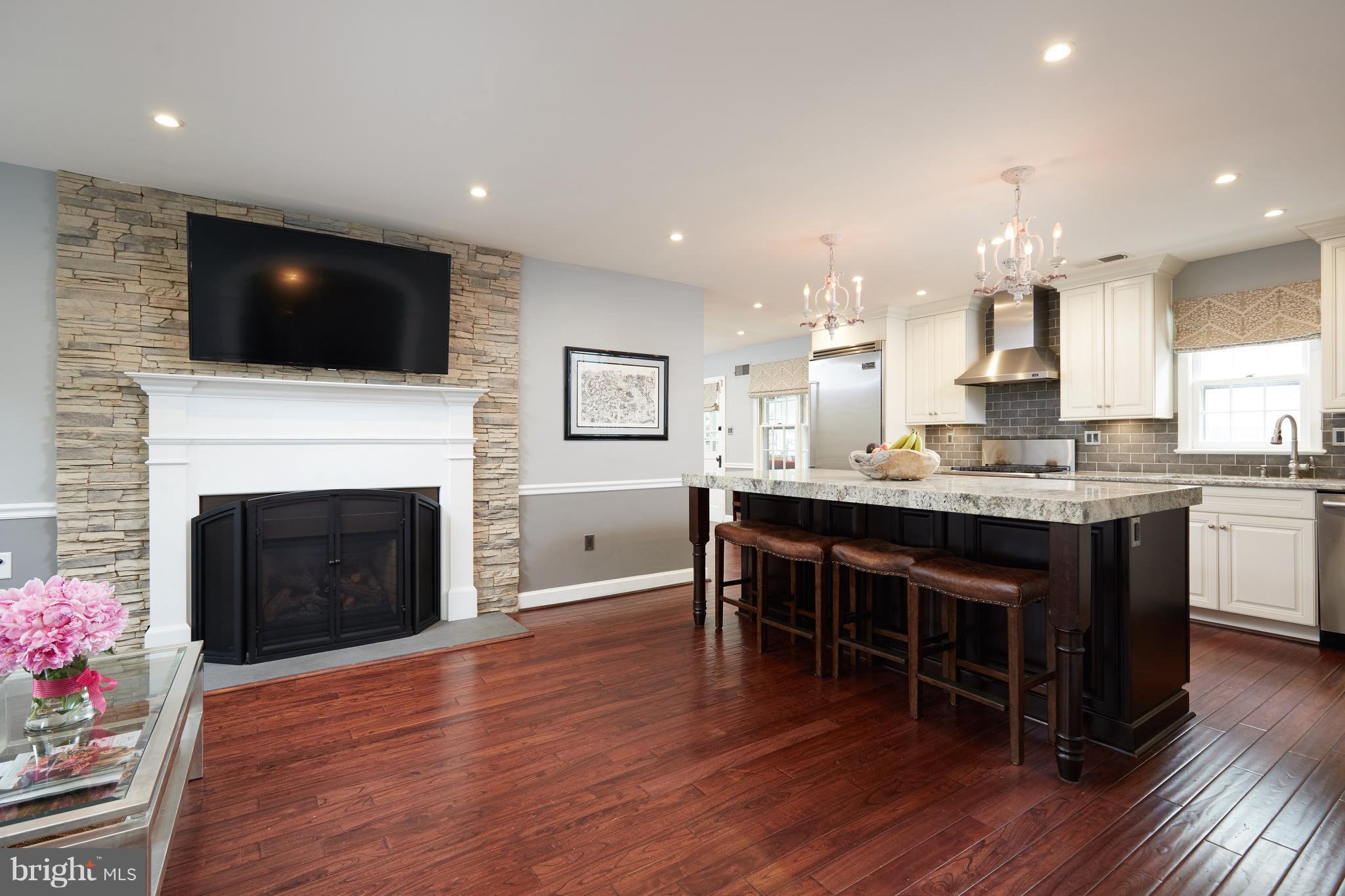 MCAULEY PARK - Residential