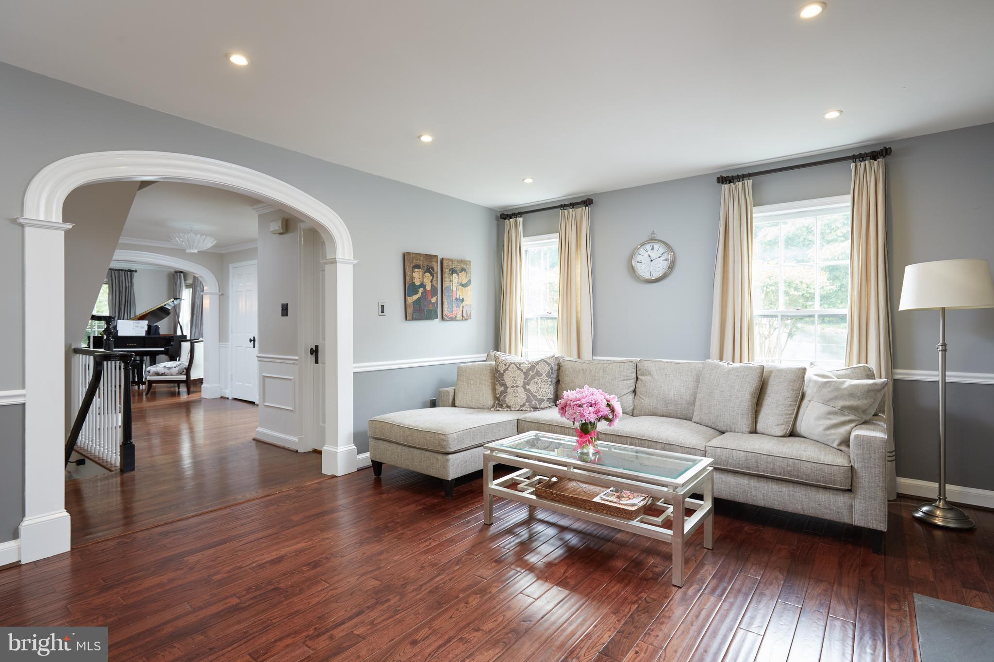 MCAULEY PARK - Residential