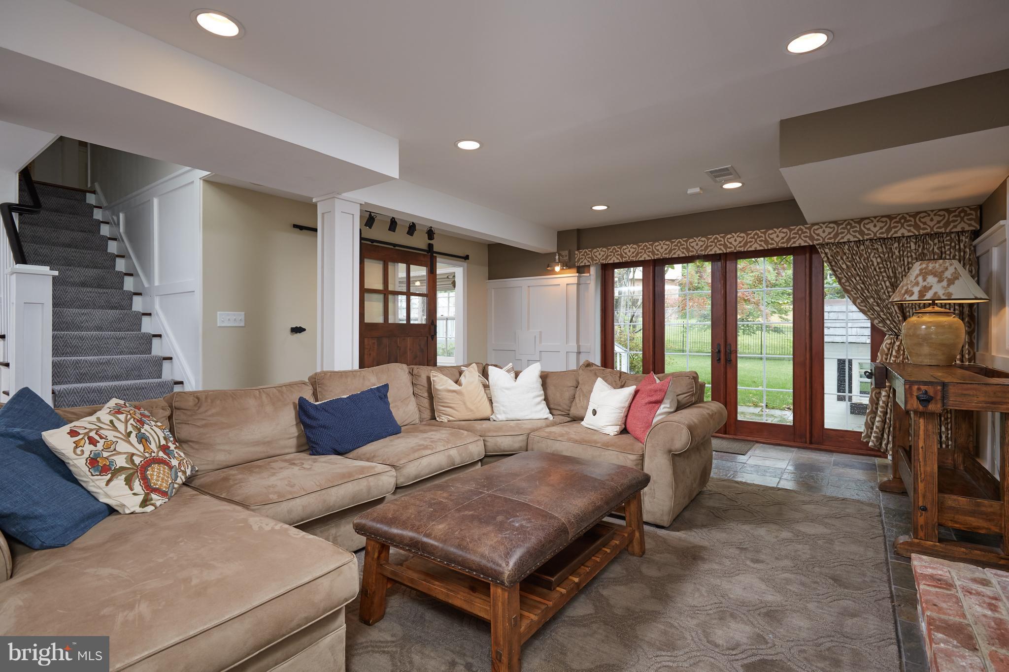 MCAULEY PARK - Residential