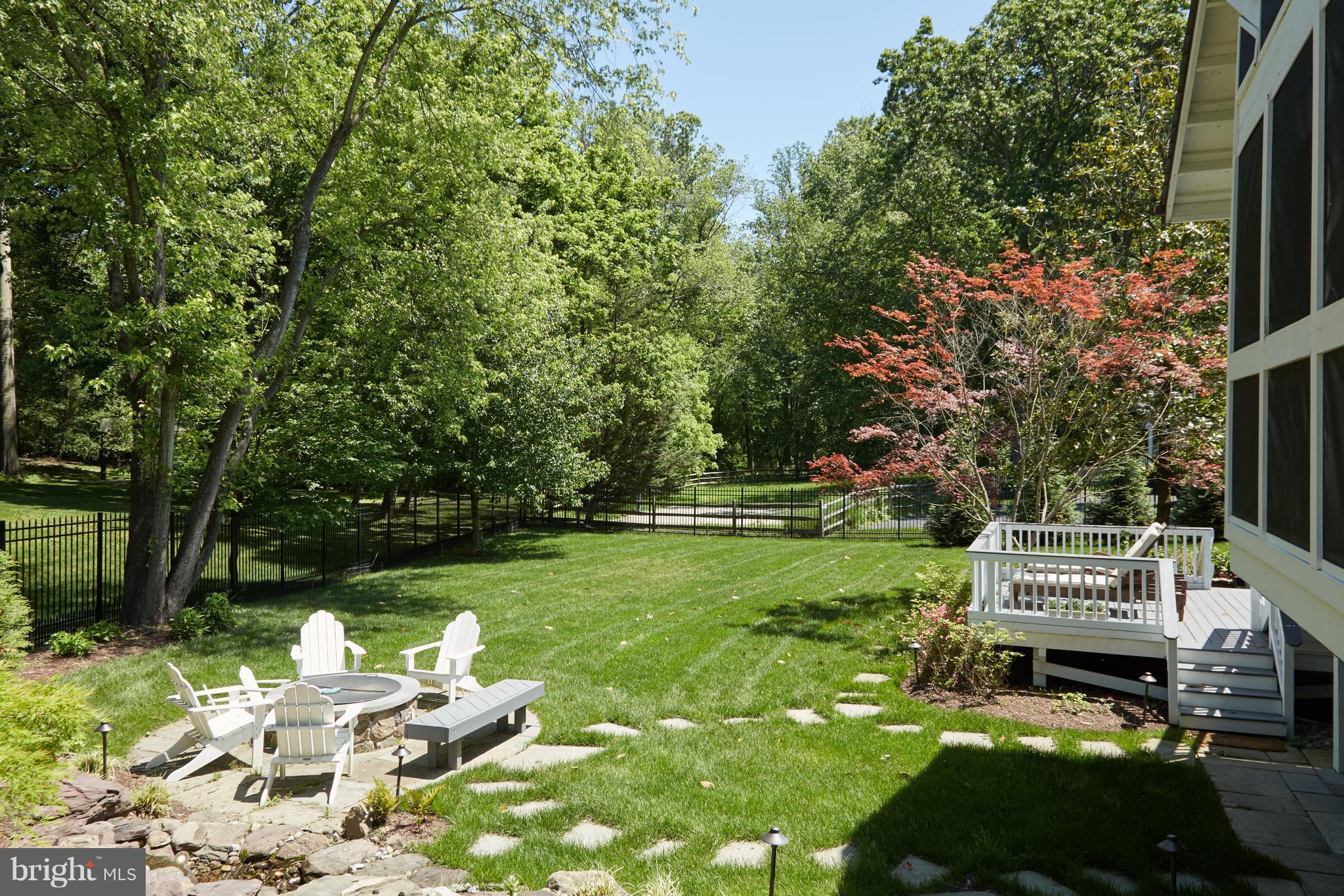 MCAULEY PARK - Residential