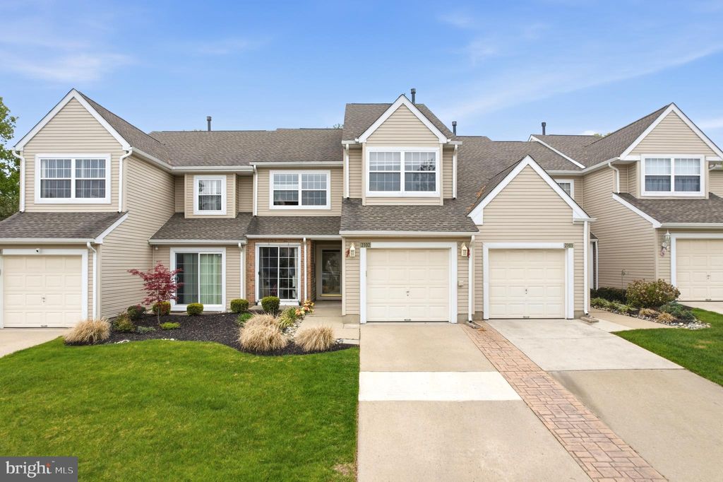 Photo of 2102 Doral Drive, BLACKWOOD, NJ 08012 (MLS # NJCD2116078)
