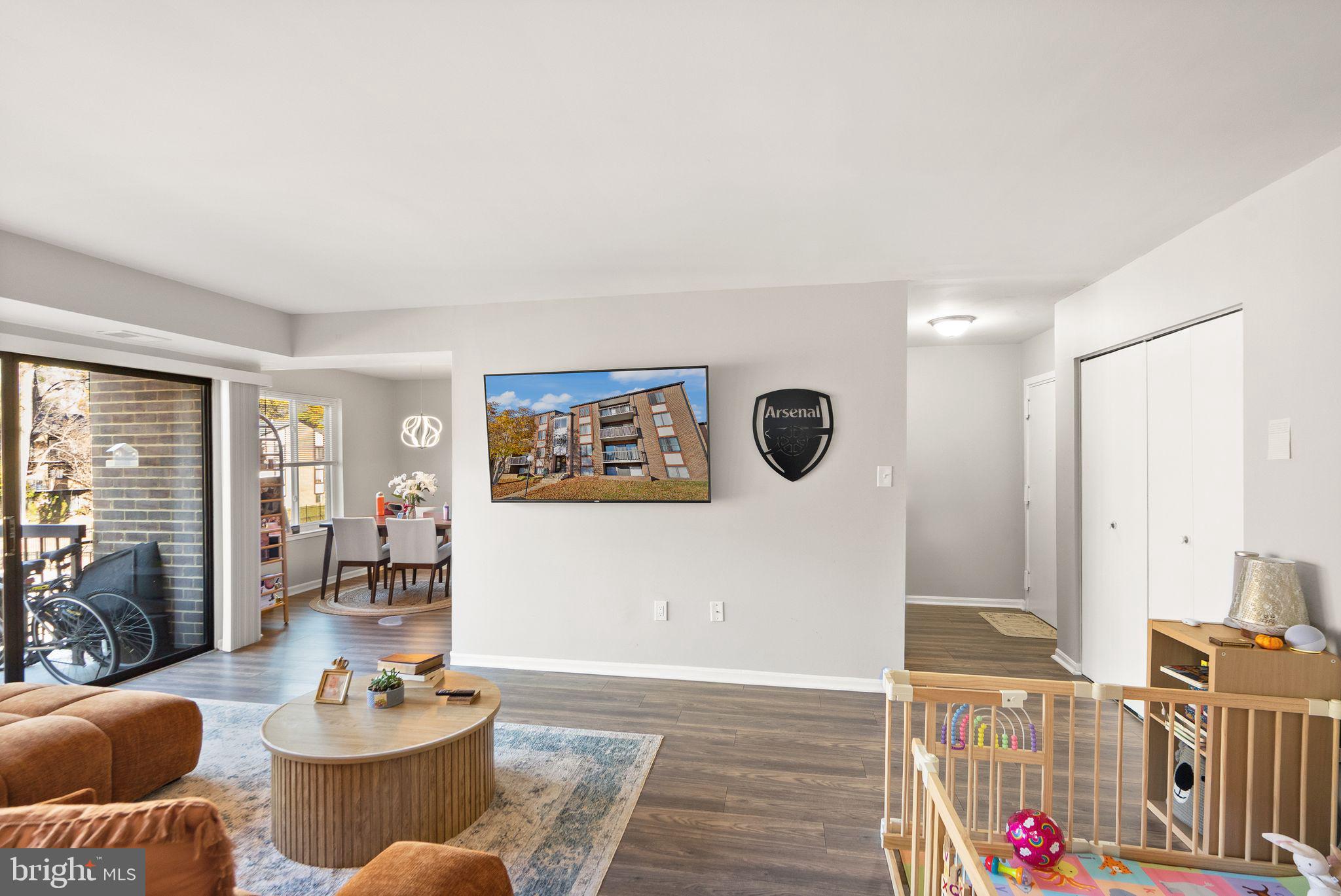 9728 KINGSBRIDGE DRIVE 302