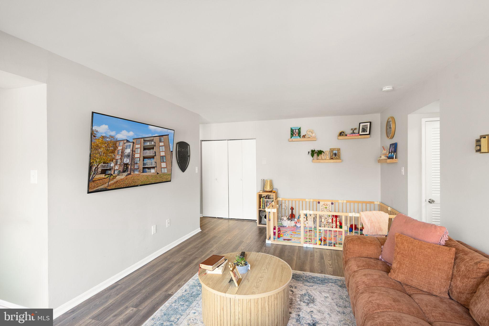 9728 KINGSBRIDGE DRIVE 302