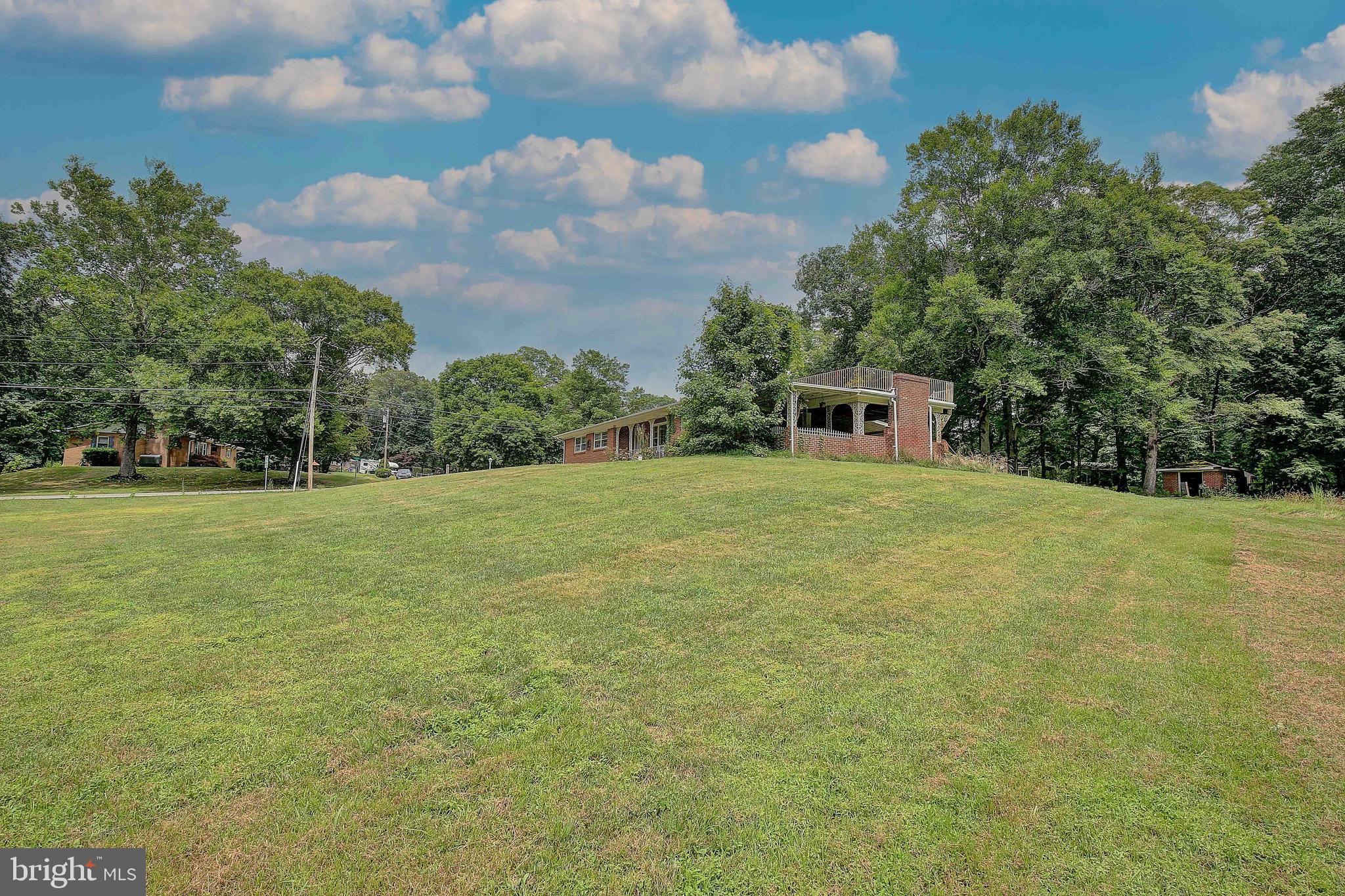 WARRLINDA VILLAGE - Residential