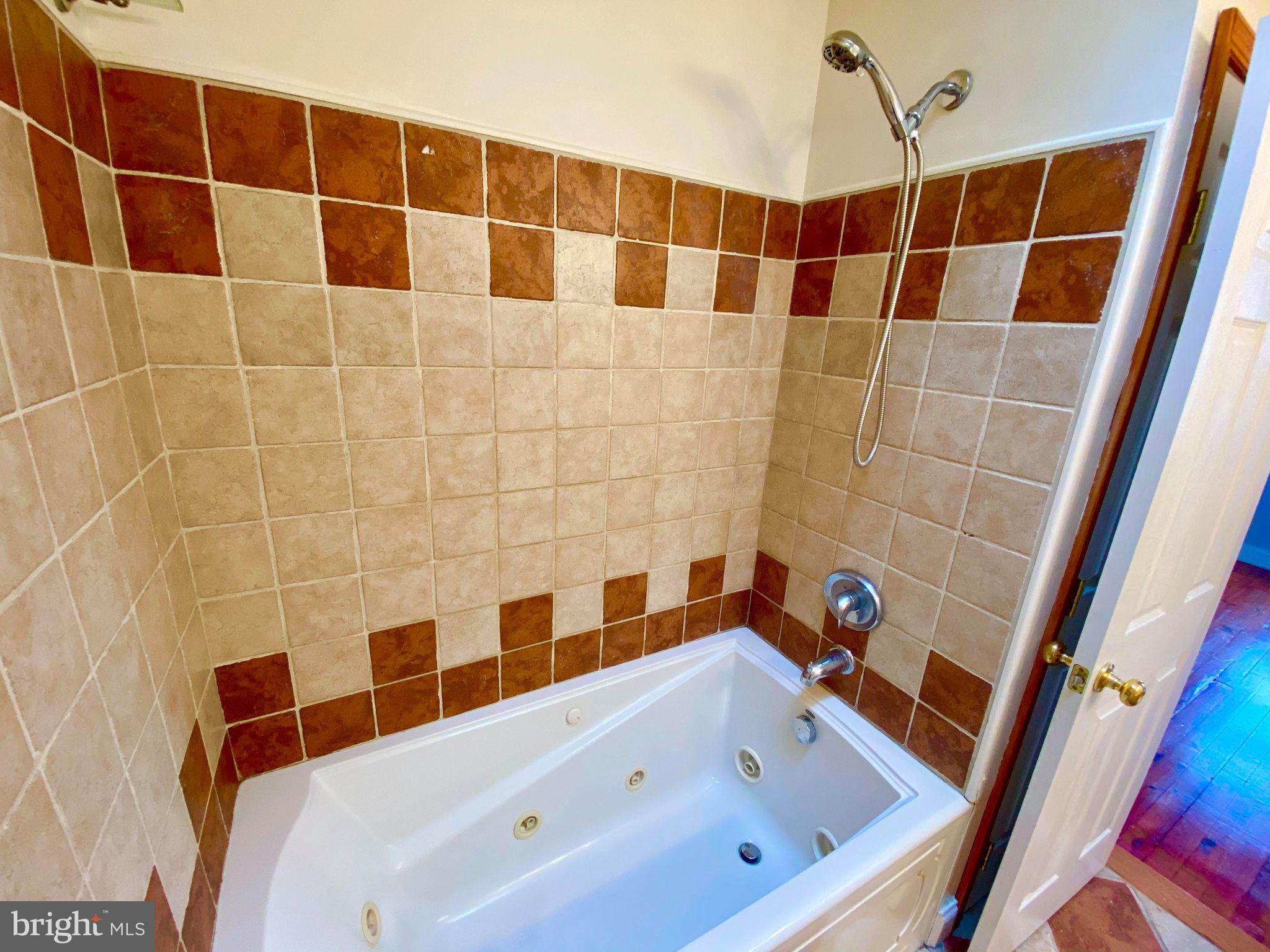 PATTERSON PARK - Residential Lease