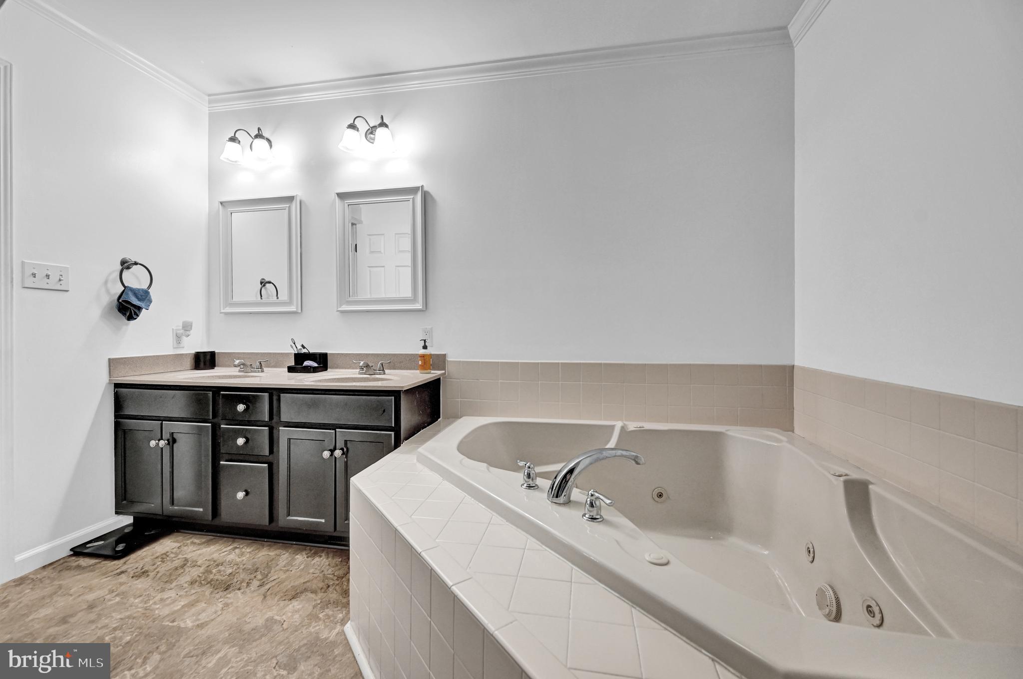 CHATHAM CREEK - Residential