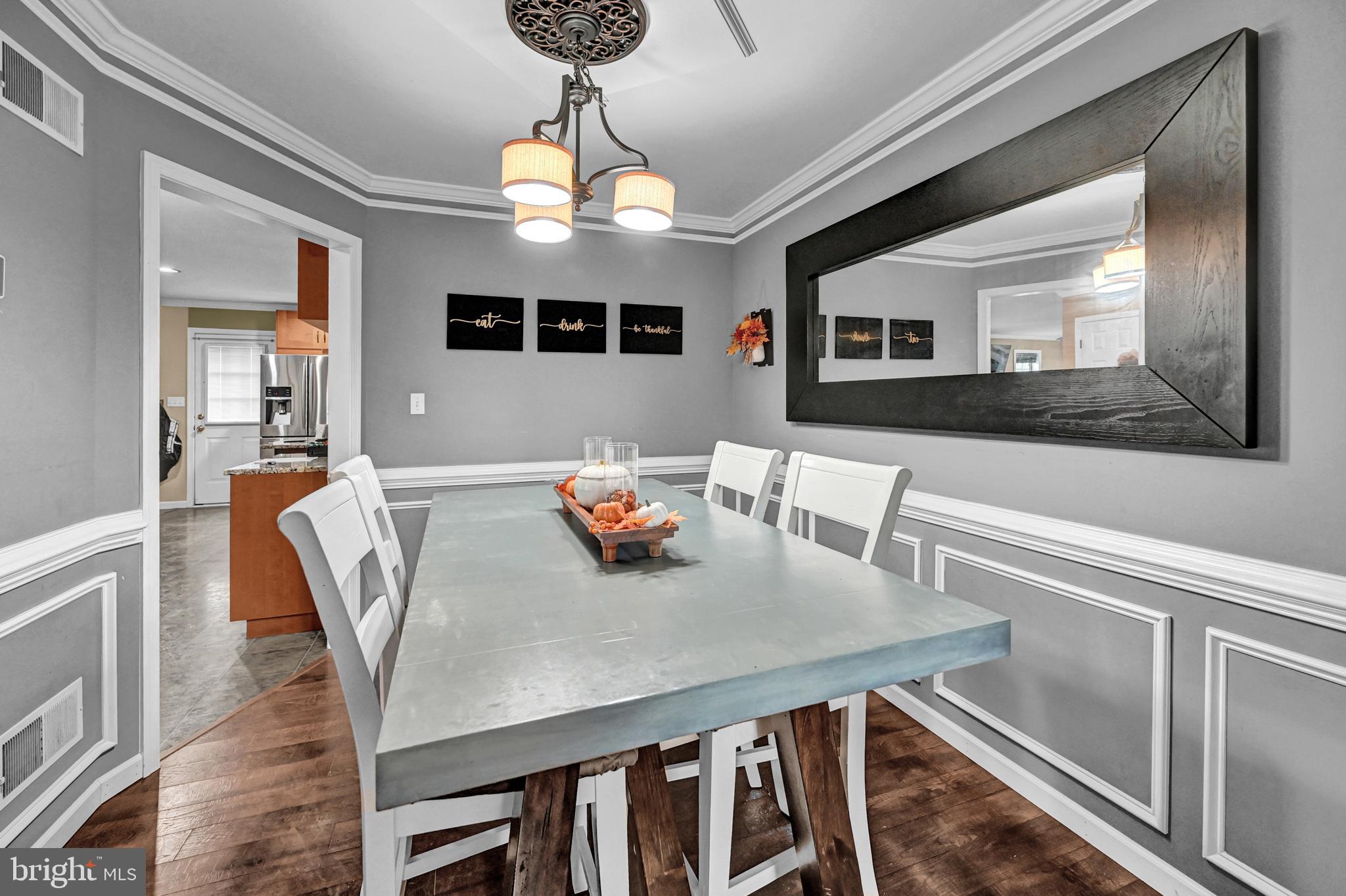 CHATHAM CREEK - Residential