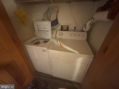 NEWTON LAKE - Residential