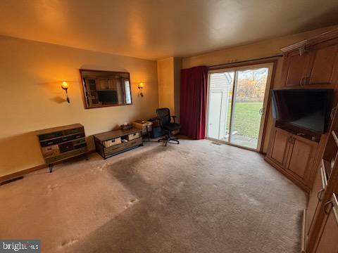 NEWTON LAKE - Residential