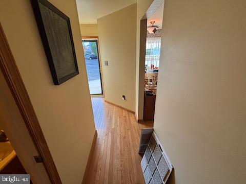 NEWTON LAKE - Residential