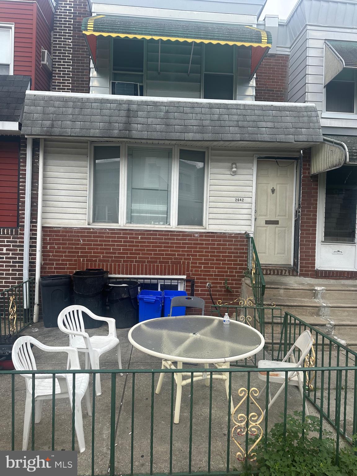 3 bedroom 1 bathroom. Home is tenant occupied being sold in As-is condition. Call to show.