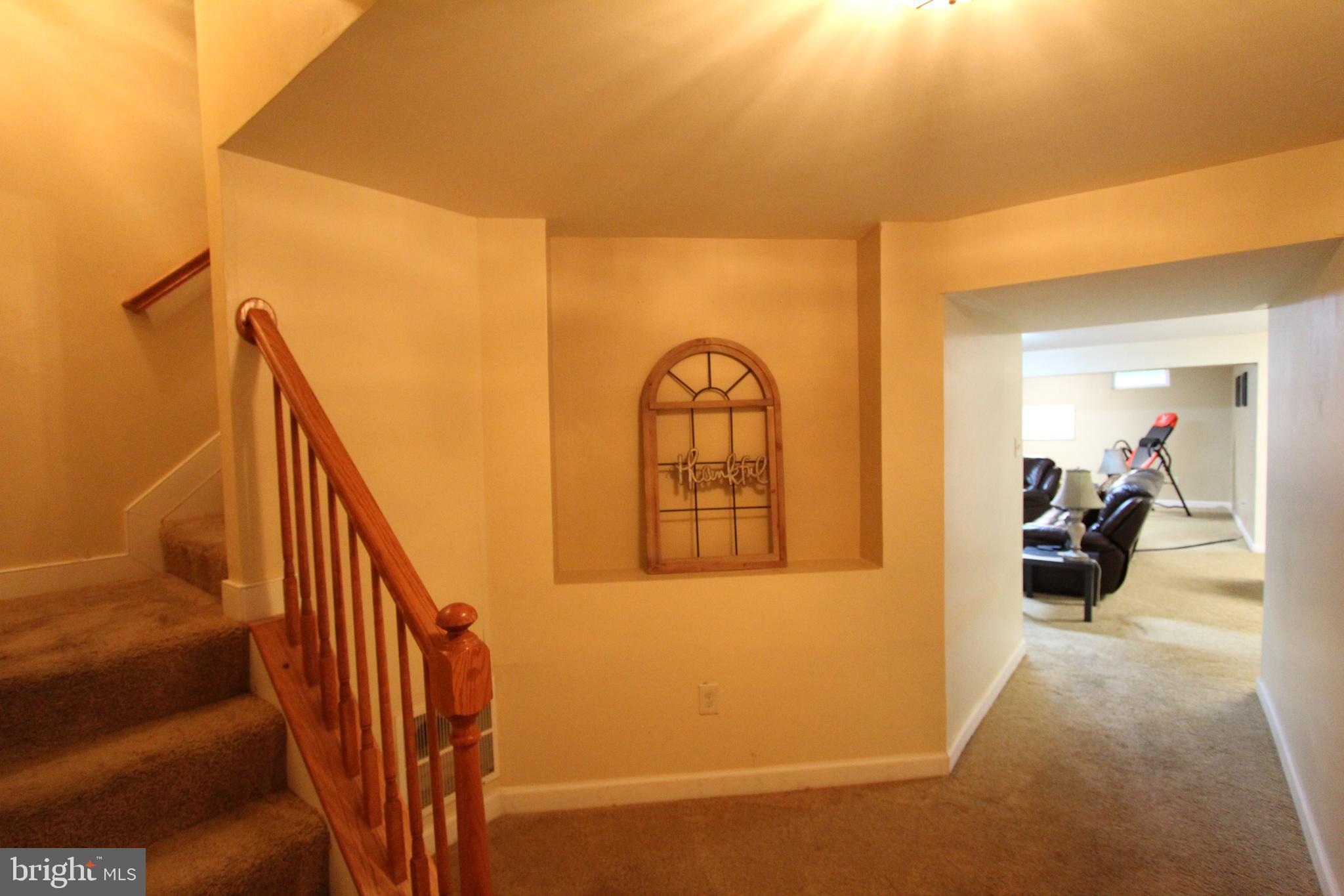 SHAMROCK MANOR - Residential