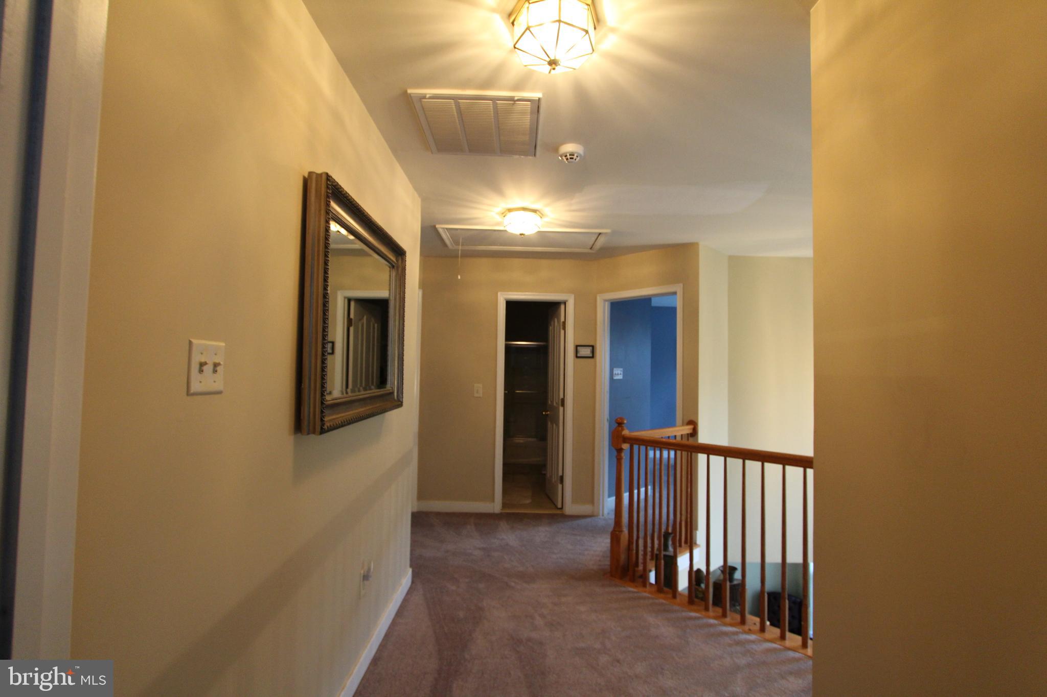 SHAMROCK MANOR - Residential