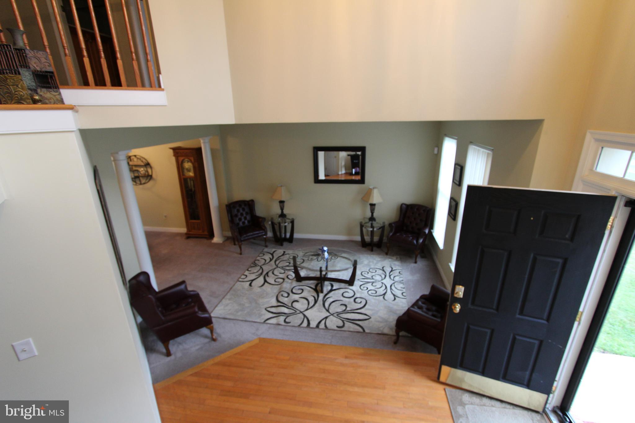 SHAMROCK MANOR - Residential