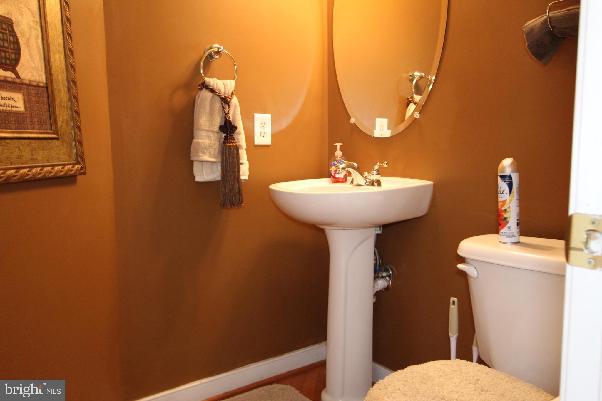 SHAMROCK MANOR - Residential