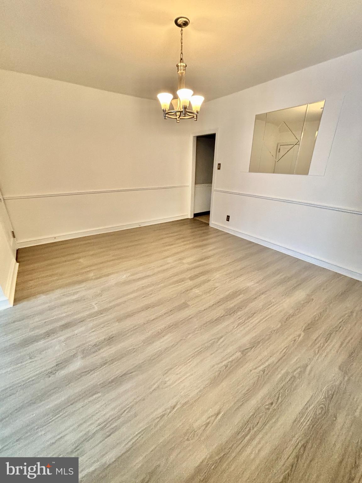 MAYFAIR - Residential