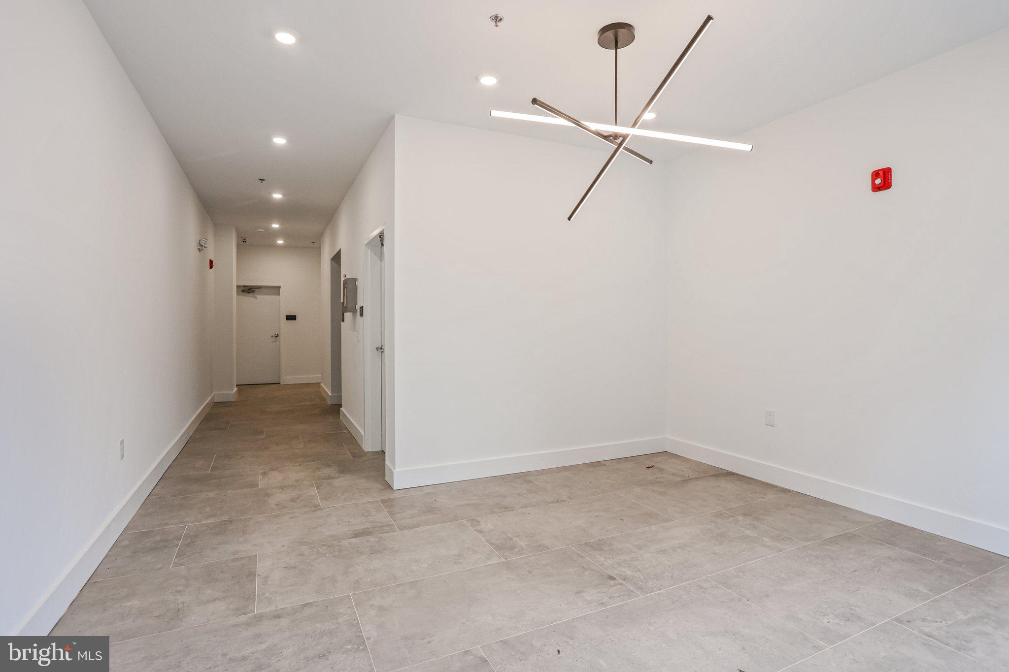 OLDE KENSINGTON - Residential Lease