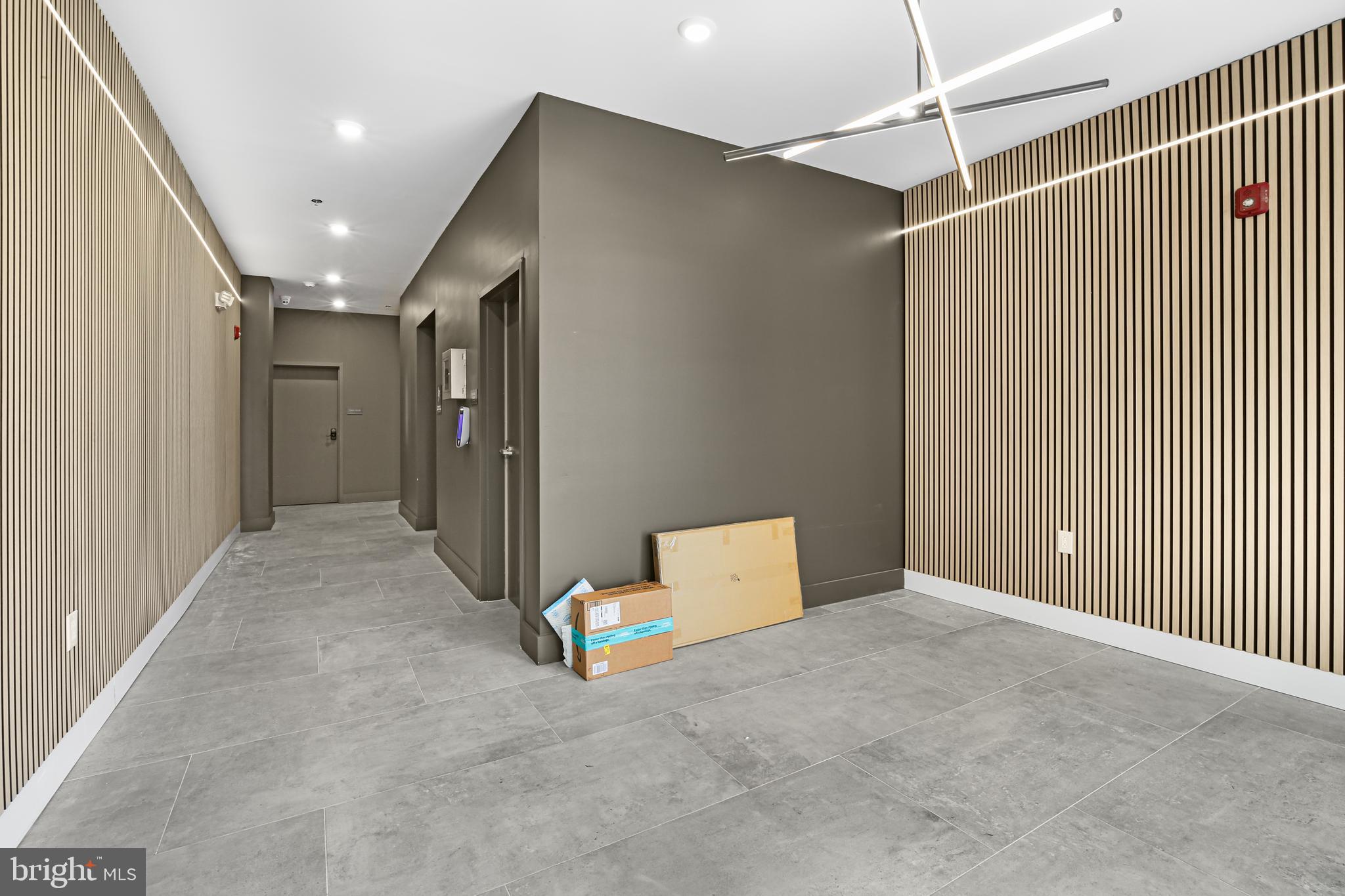 OLDE KENSINGTON - Residential Lease