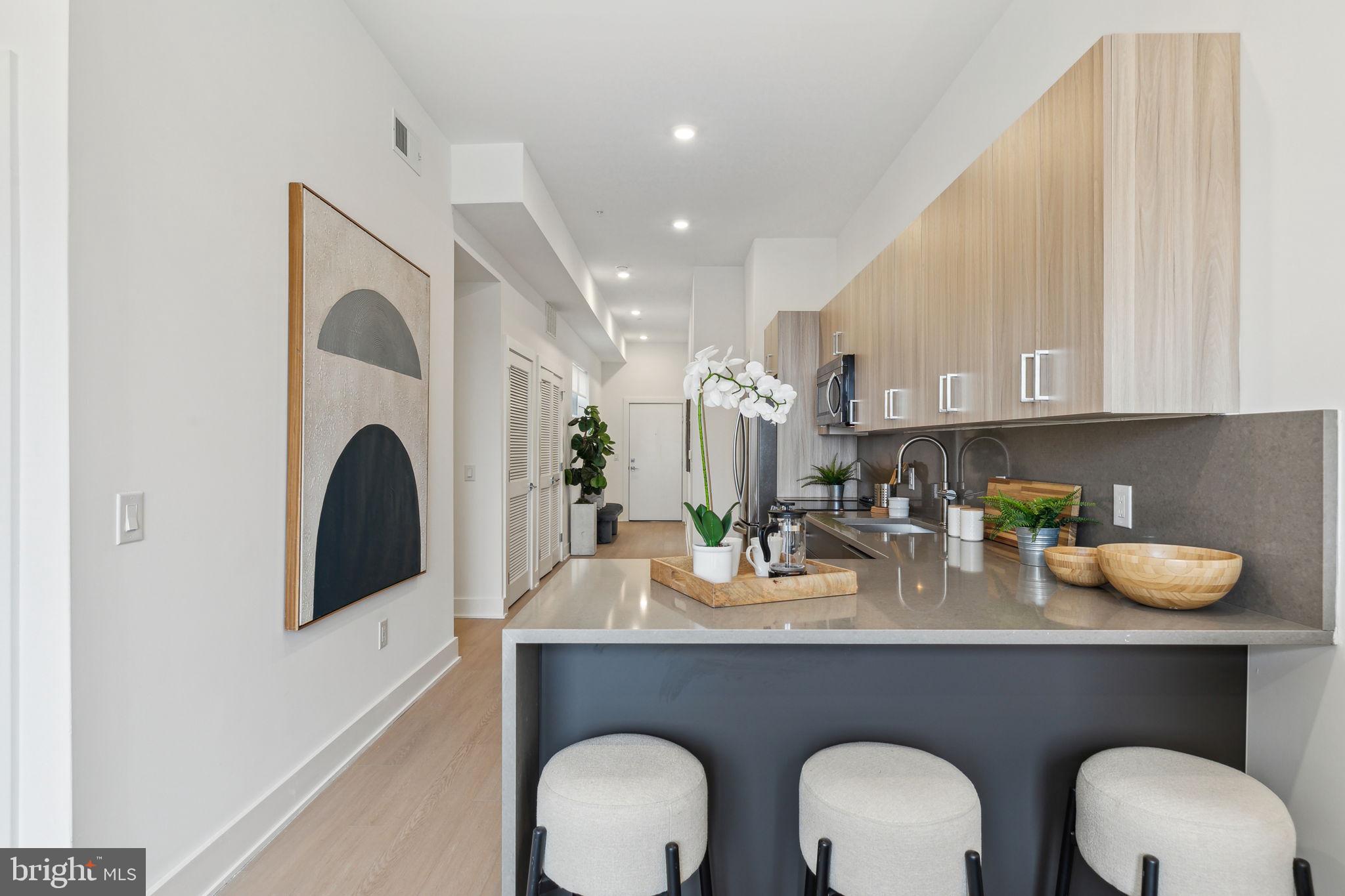 OLDE KENSINGTON - Residential Lease