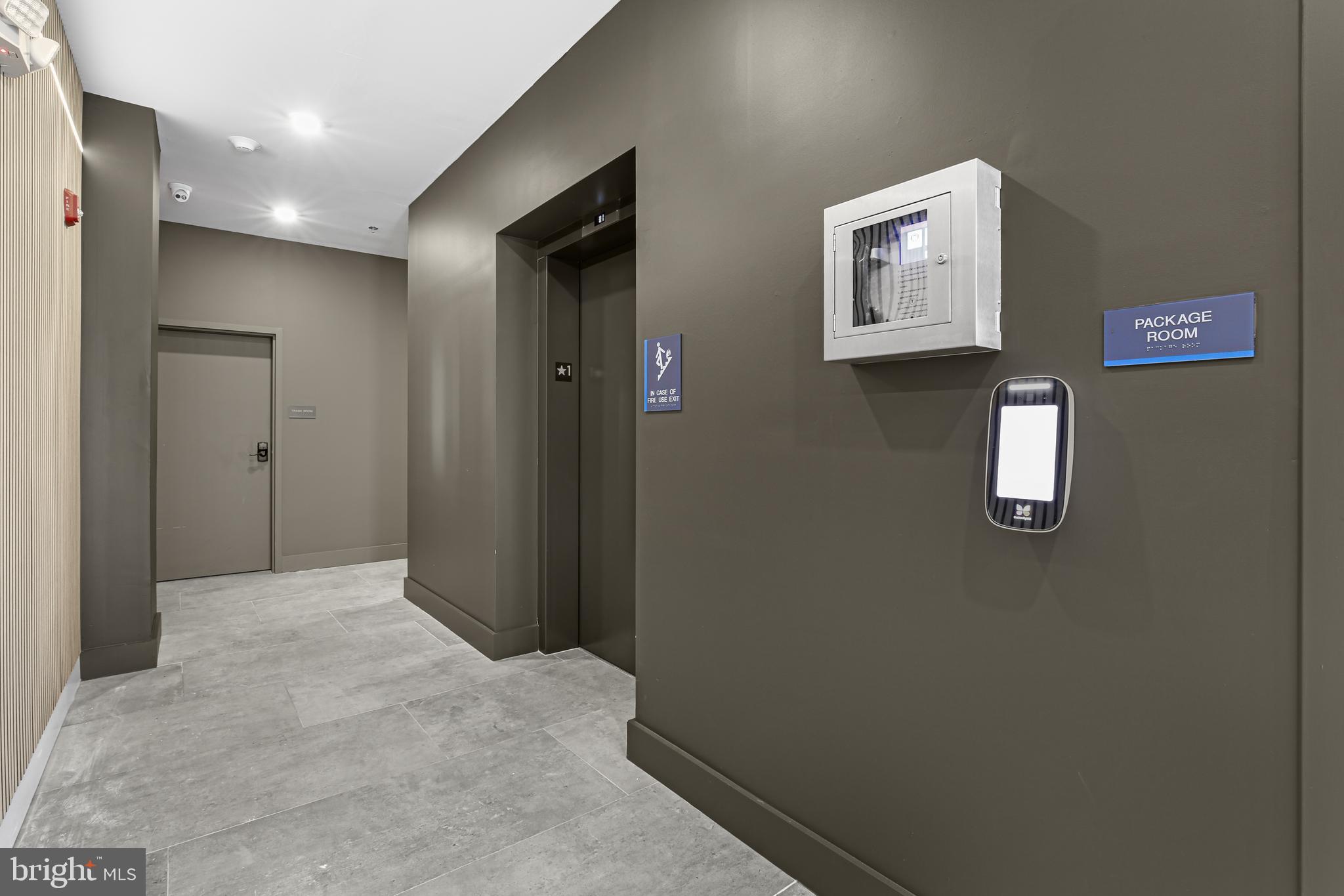 OLDE KENSINGTON - Residential Lease