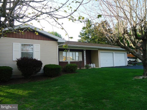 Homes For Sale - 11853 Gehr Road<br/> Franklin County, WAYNESBORO, PA 17268