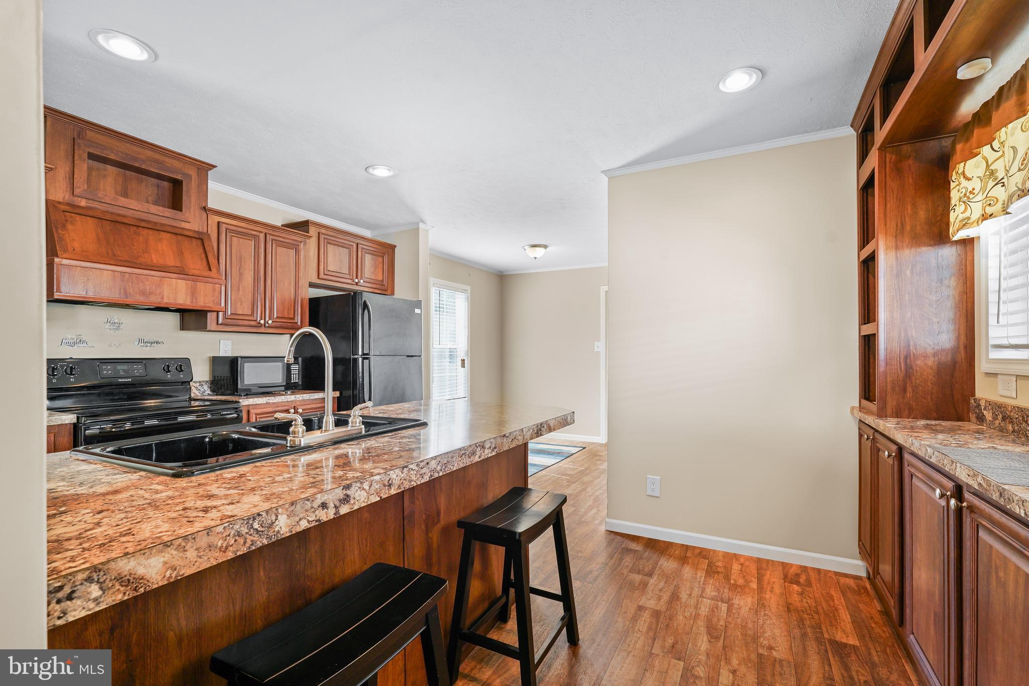 FOREST VIEW VILLAGE - Residential