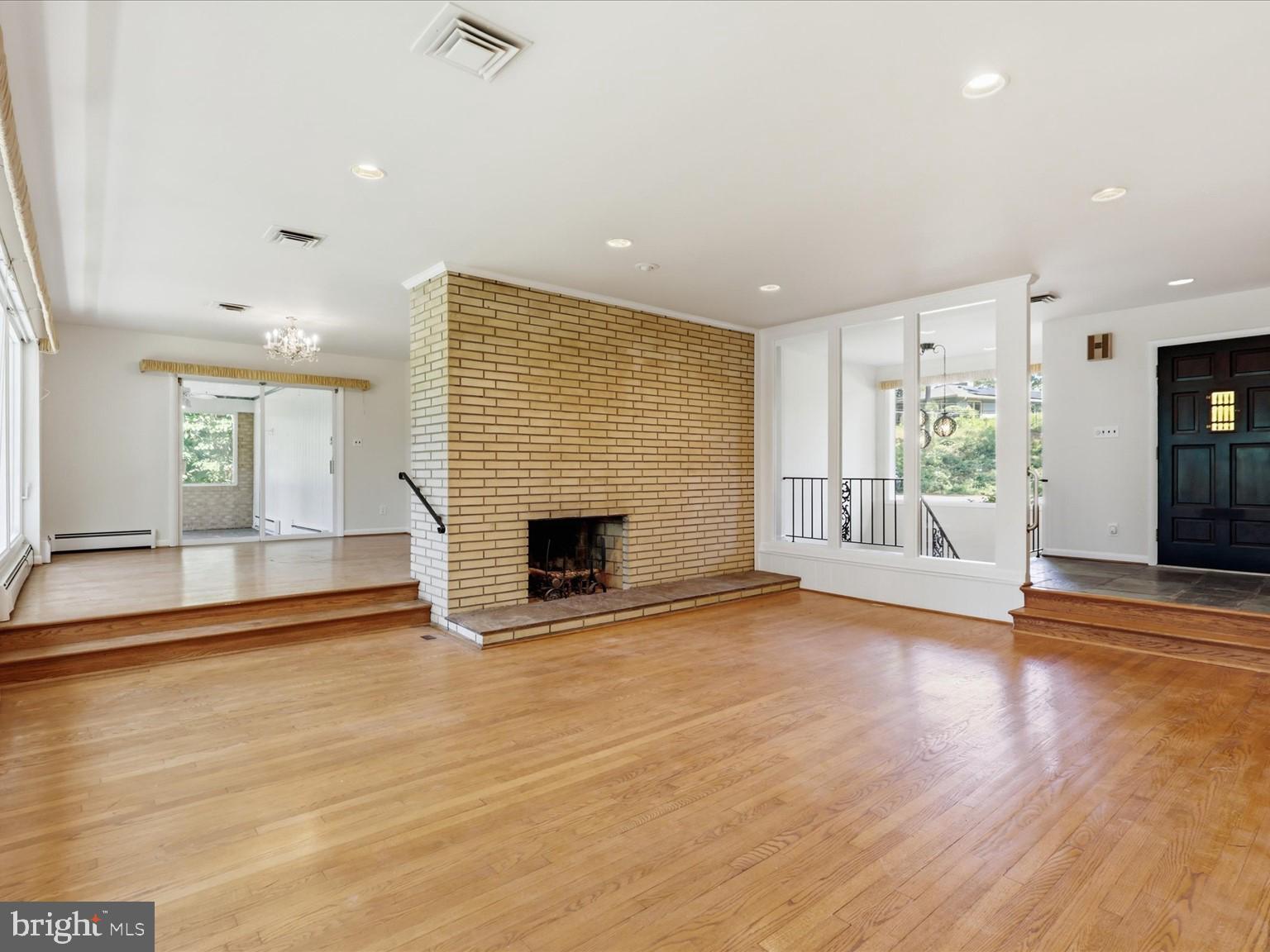 6533 COPA COURT