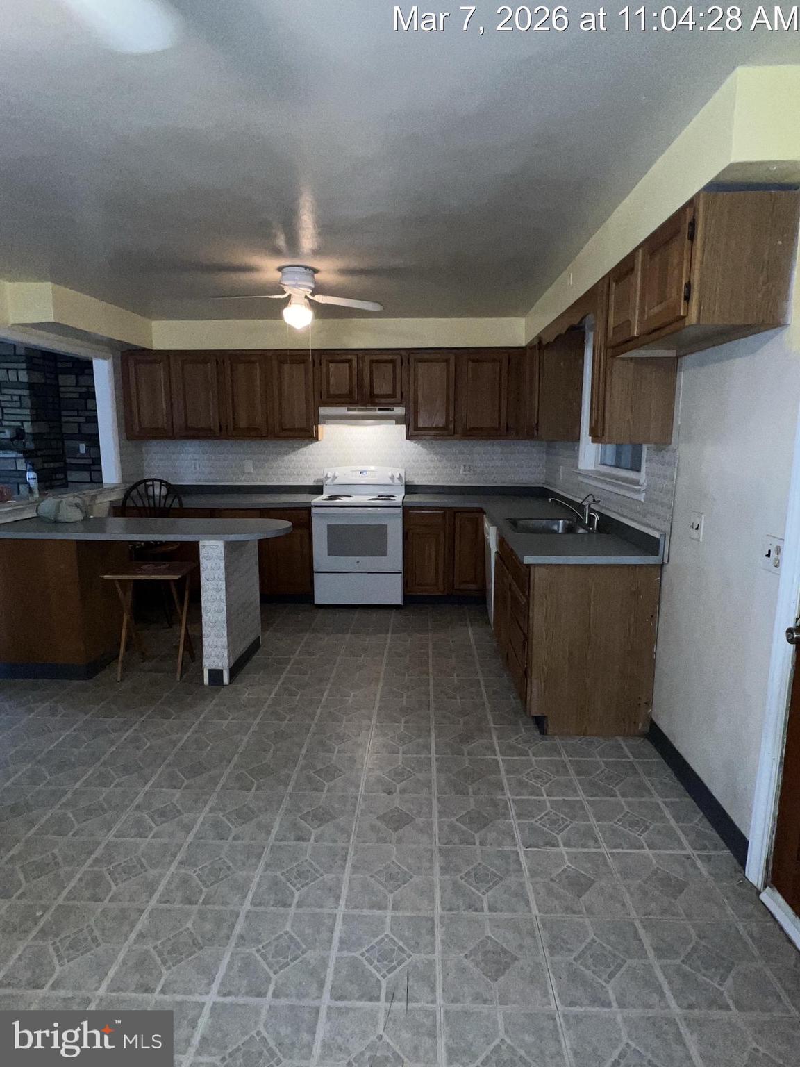 2238 S BLACK HORSE PIKE A