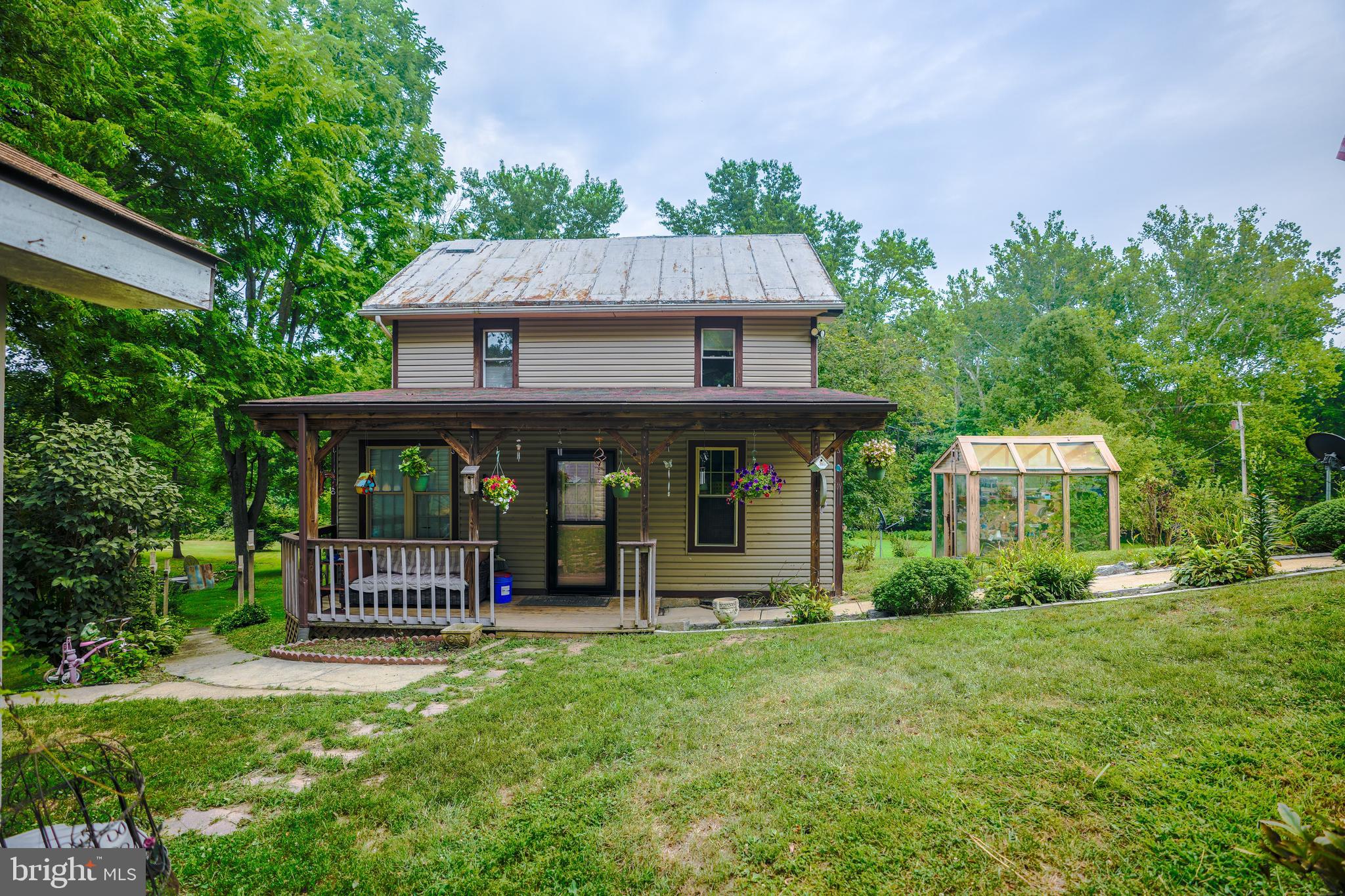 Charming Carroll County Farmette on 3.79 Acres
Step into timeless country living with this 1920-built farmette, set in a private, peaceful location near Francis Scott Key High School. This property offers 3 bedrooms plus a versatile den—perfect for a home office, hobby room, or guest space. Around 2011, a thoughtful addition expanded the living space, blending modern comfort with historic charm. With 3.79 acres, you’ll have plenty of room for gardens, animals, or simply enjoying the outdoors.