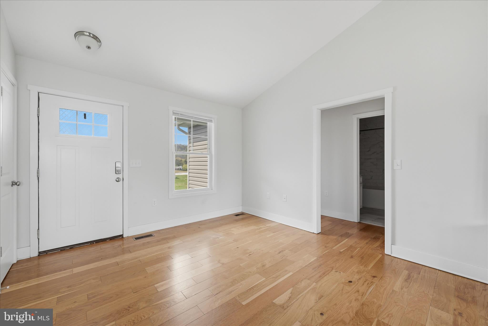 RED HILL - Residential