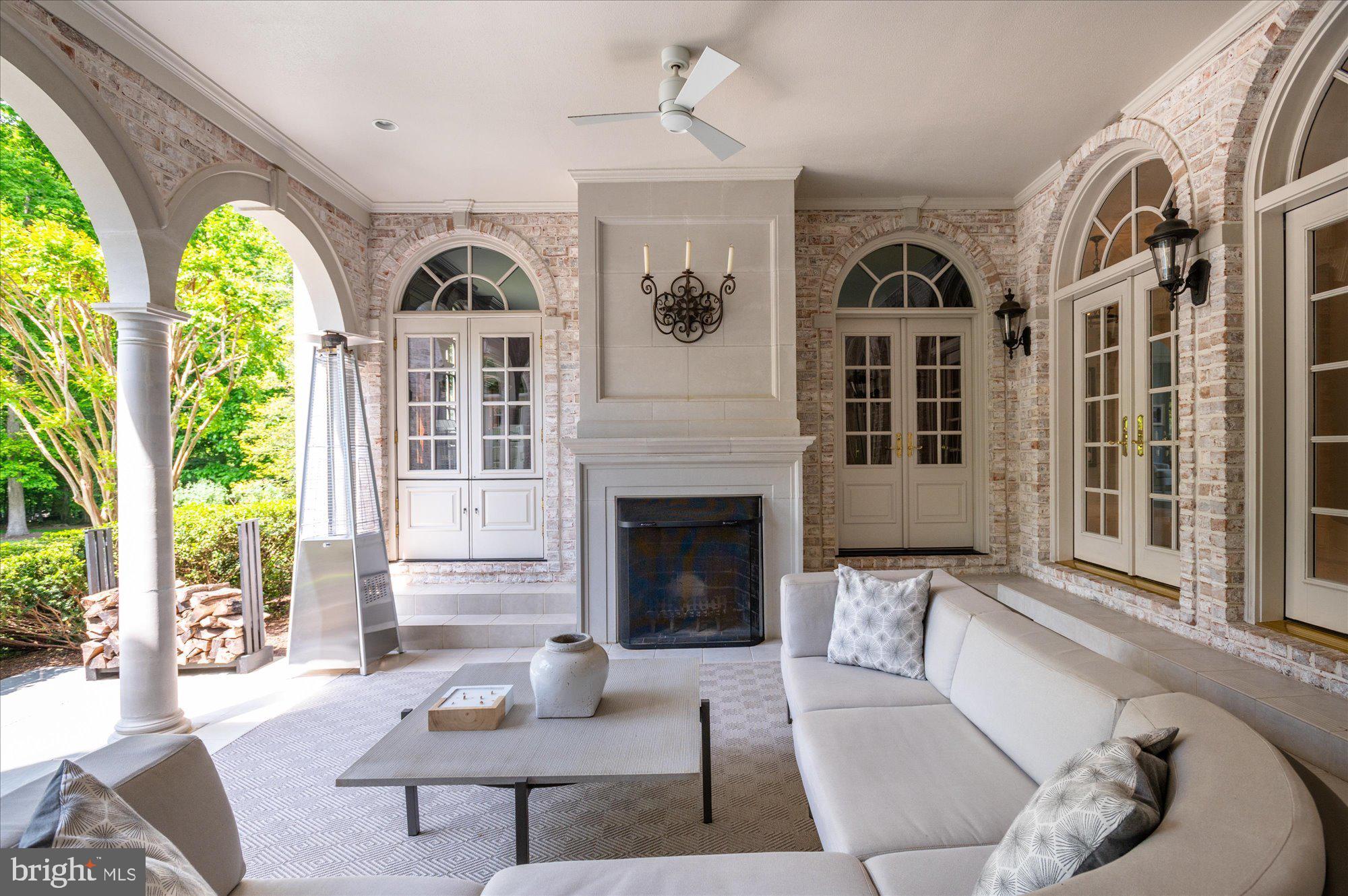 AVENEL - Residential