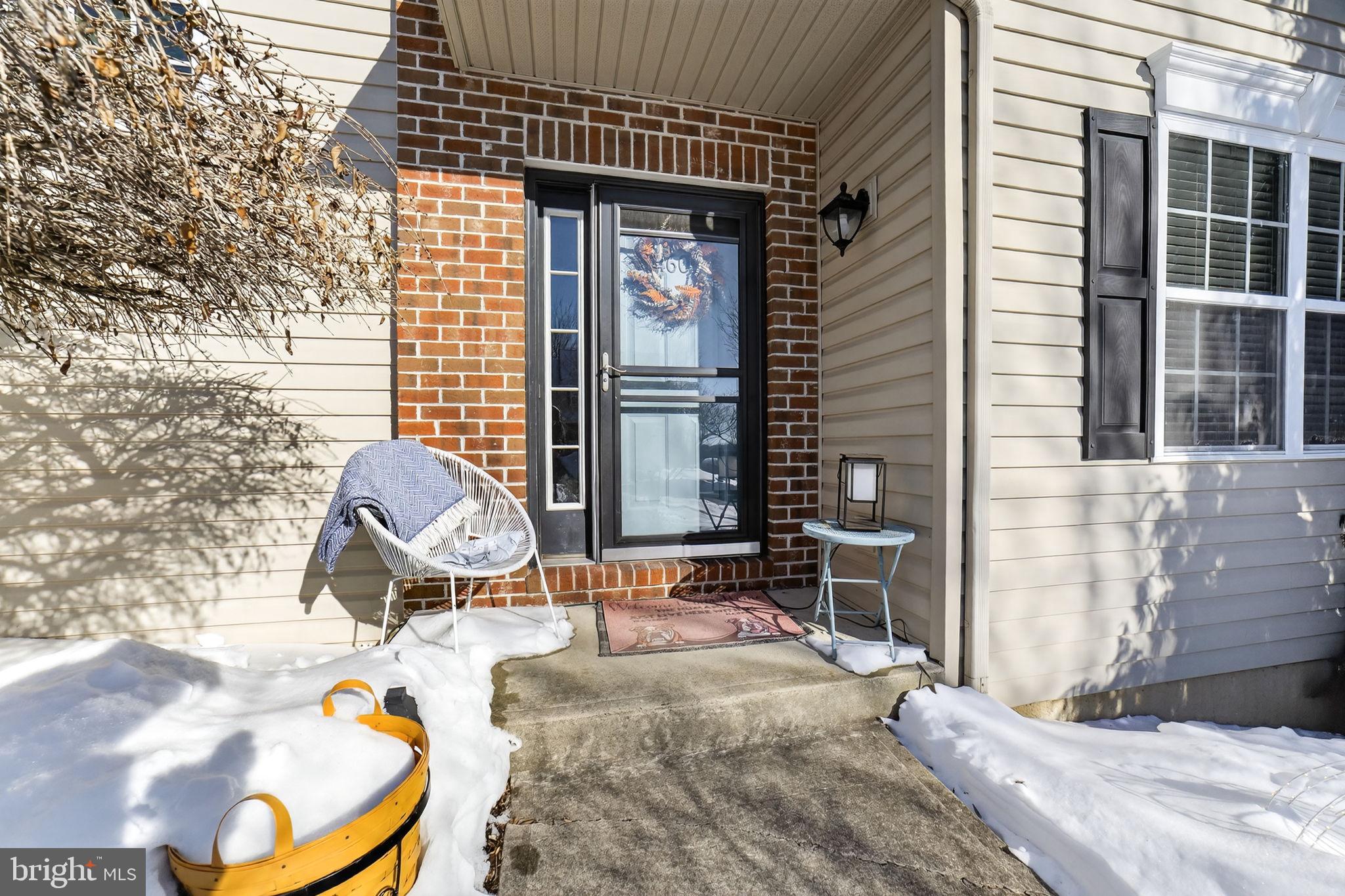 ROLLING HILLS - Residential