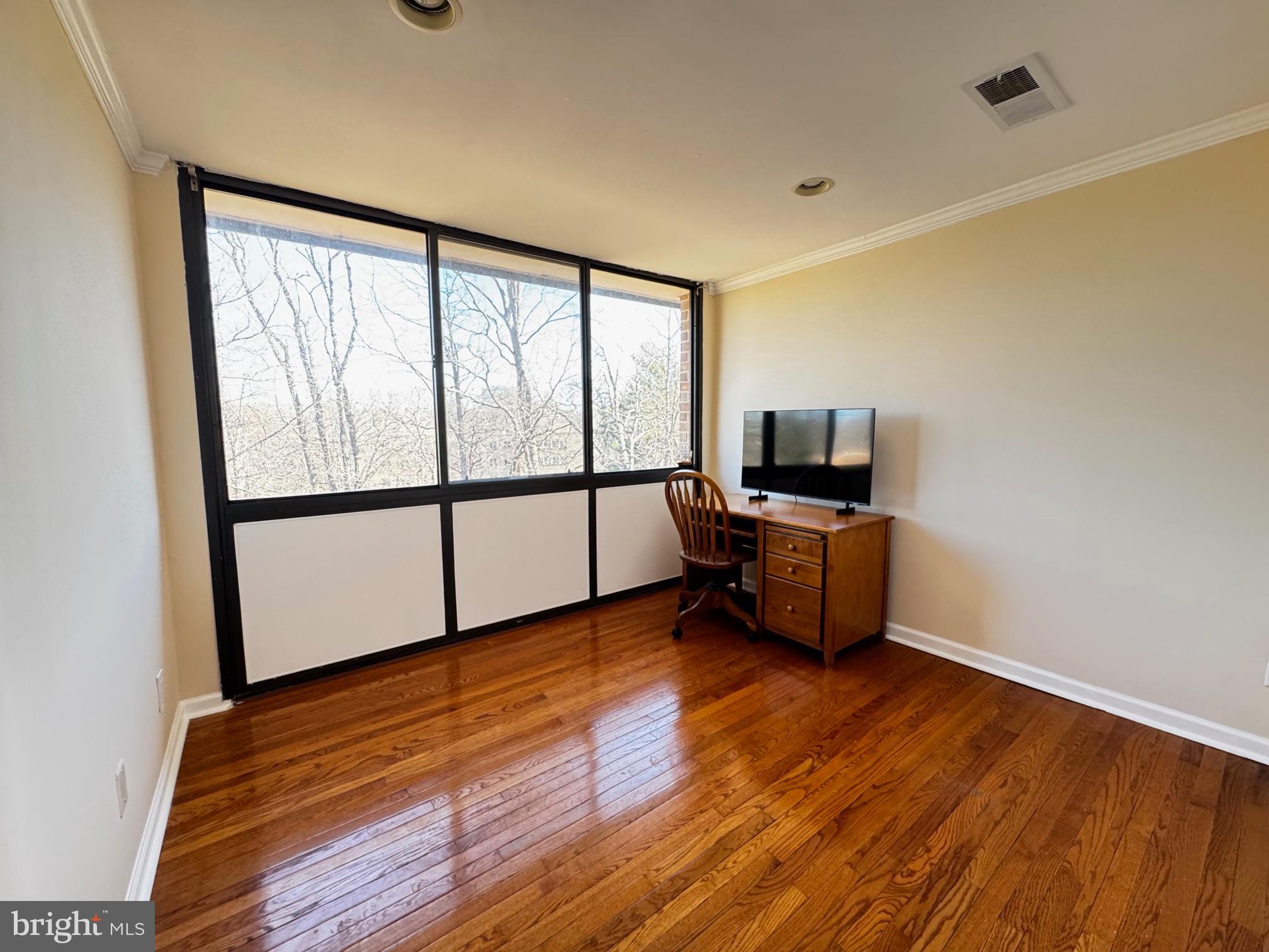 ALEXANDRIA - Residential Lease