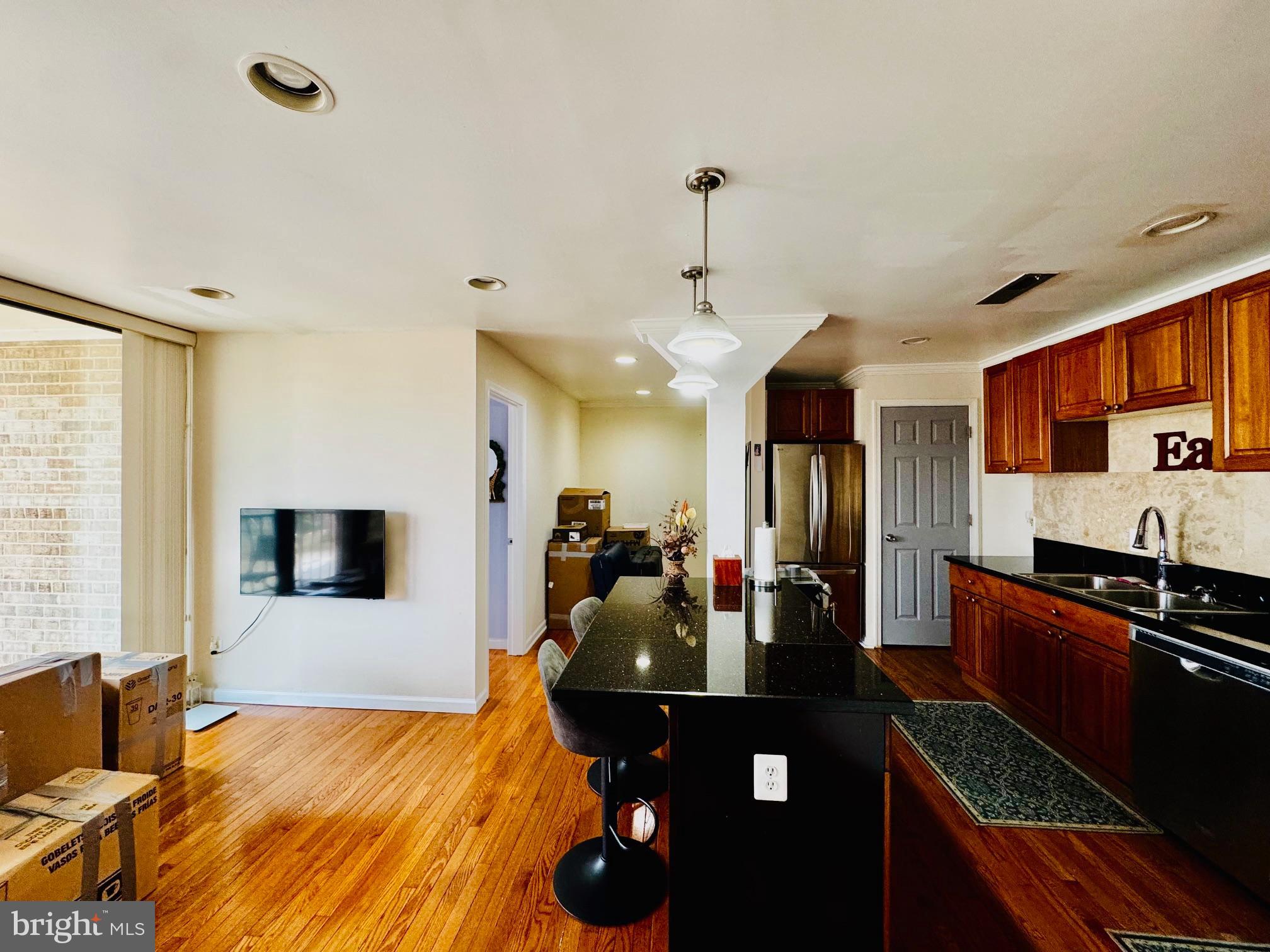 ALEXANDRIA - Residential Lease