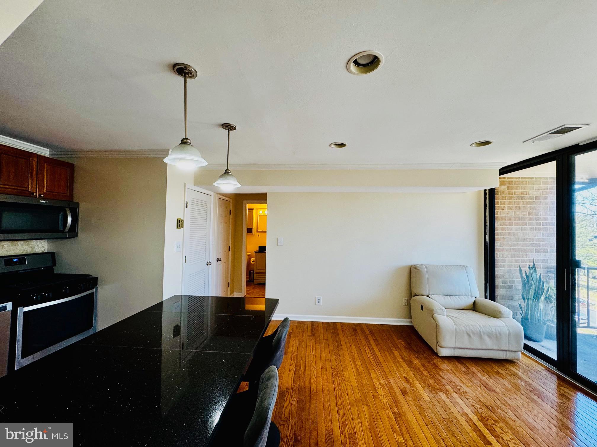 ALEXANDRIA - Residential Lease