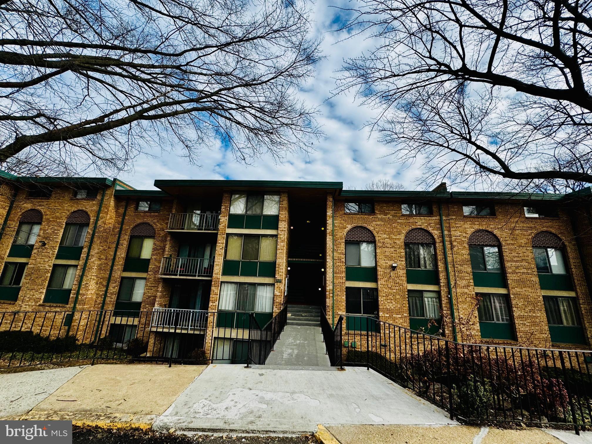 ALEXANDRIA - Residential Lease