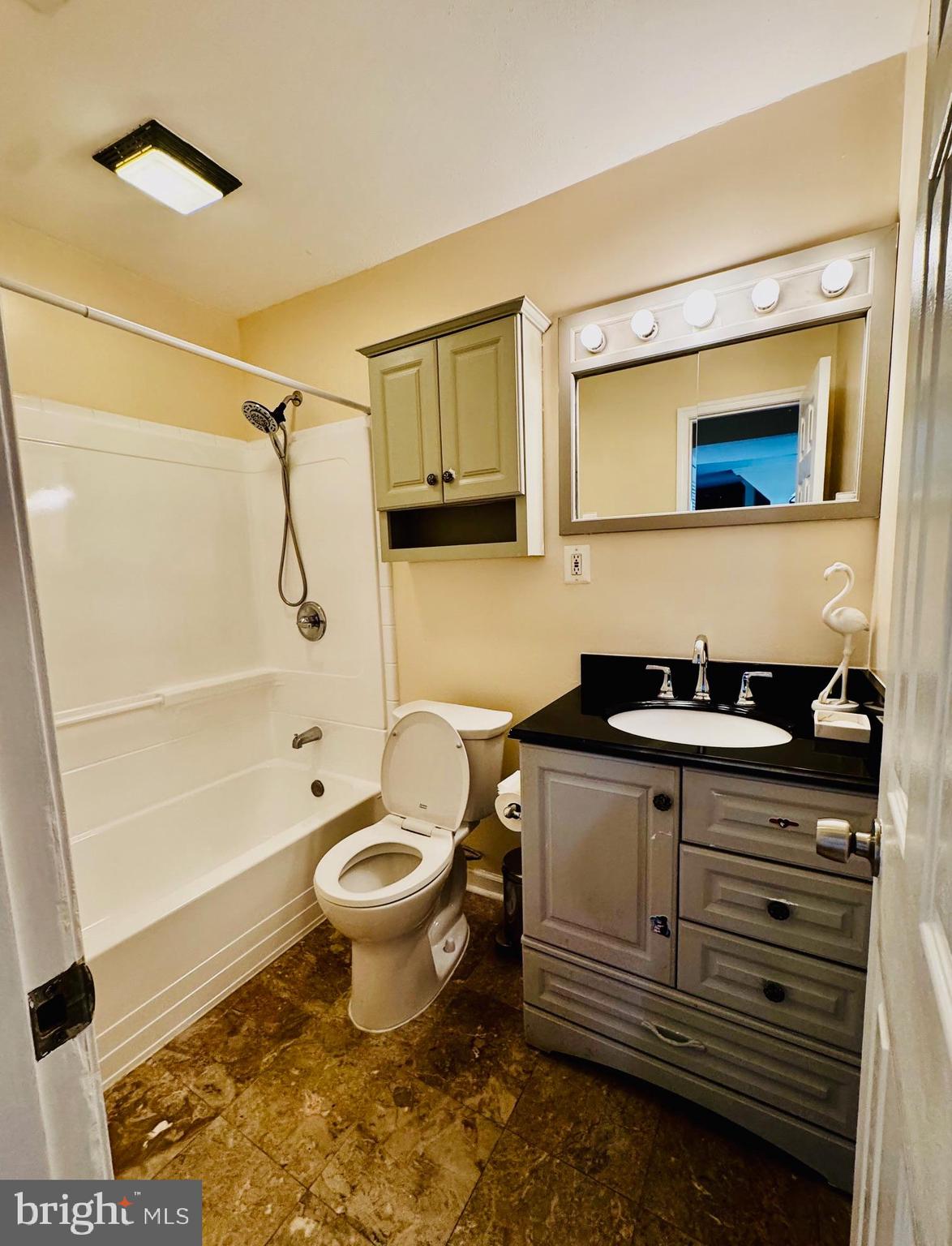 ALEXANDRIA - Residential Lease