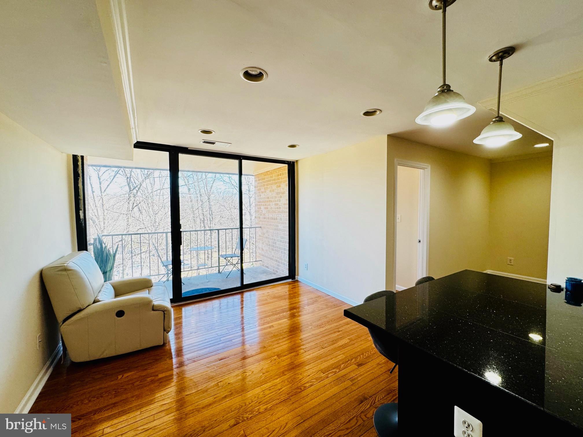 ALEXANDRIA - Residential Lease