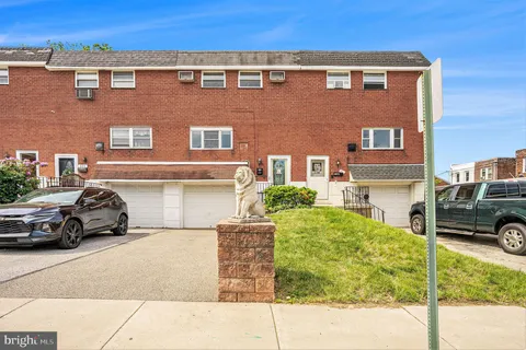 328 W Warren Street, Norristown, PA MLS: PAMC2140322