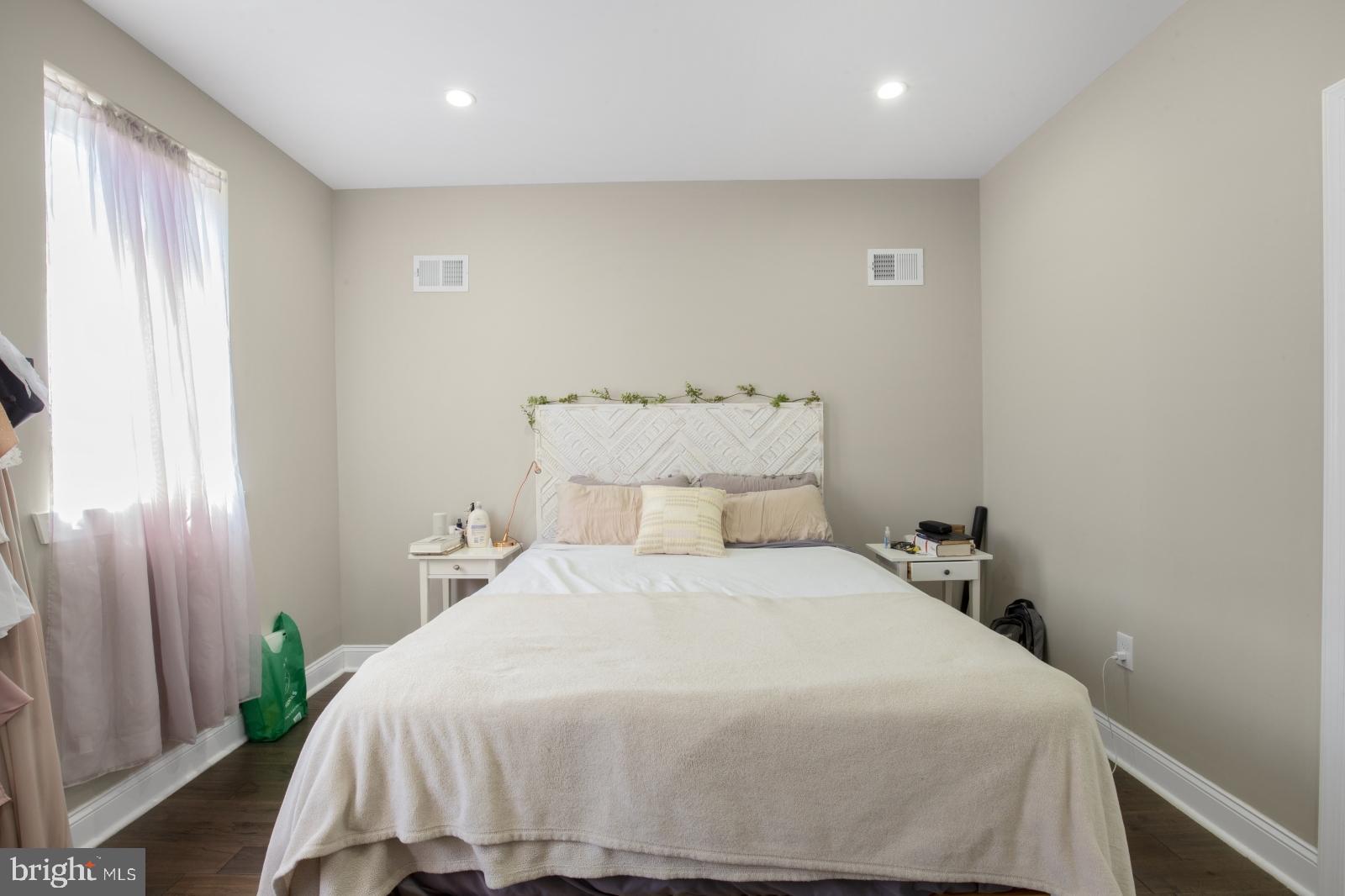 NEWBOLD - Residential Lease