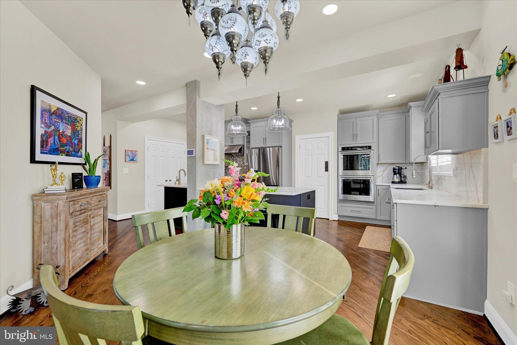 PIKESVILLE - Residential